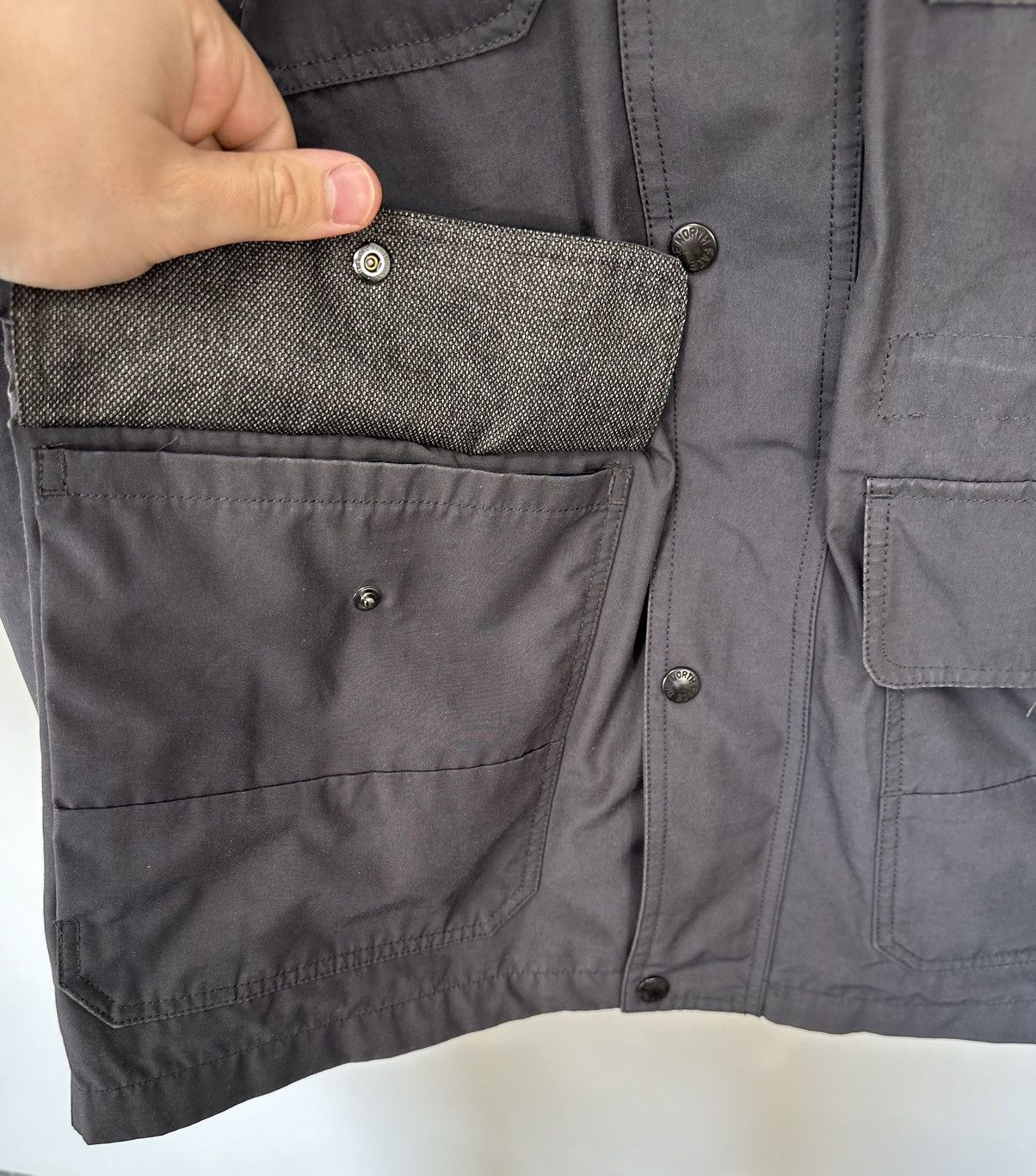 The North Face Vintage The North Face Men's Brown Tag Hooded Outdoor Jacket Size US XL / EU 56 / 4 - 5 Thumbnail