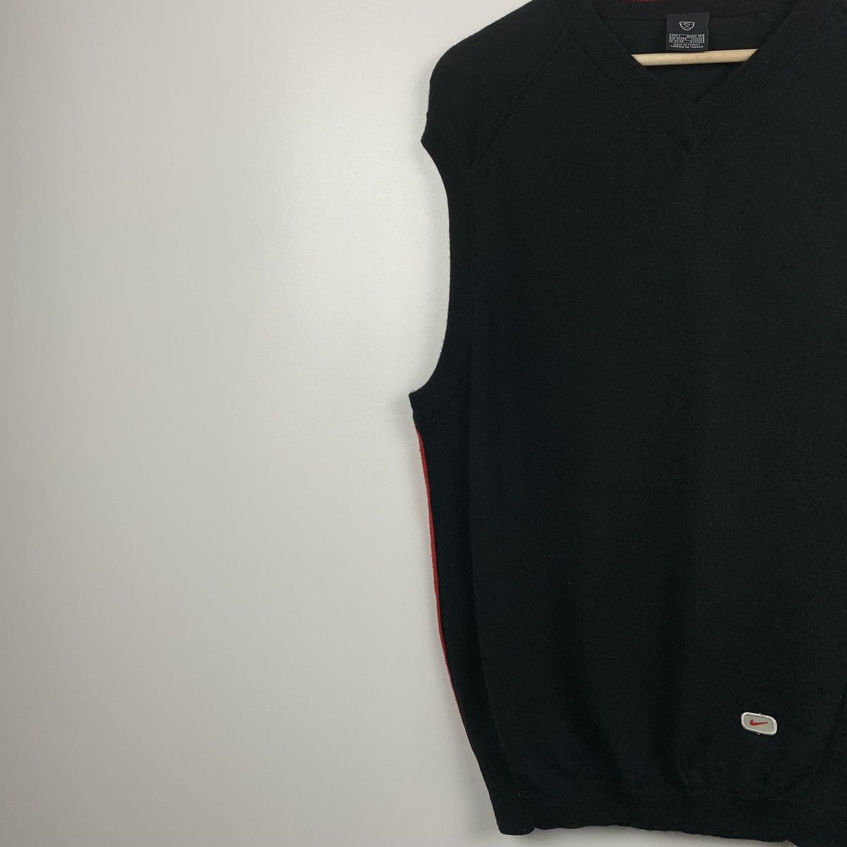 Nike Vintage Nike Golf Swoosh Gilet Vest Men's Size L Tank Top Size US L / EU 52-54 / 3 - 4 Thumbnail