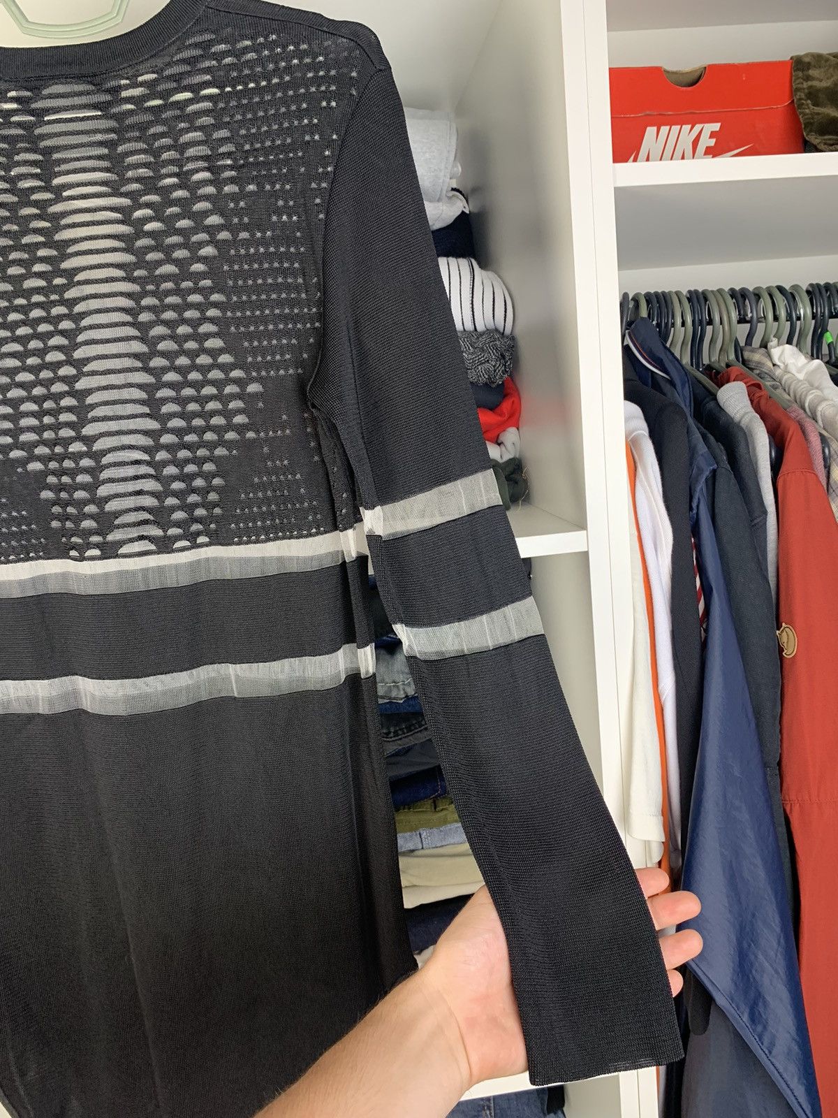 Alexander Wang Alexander Wang x H&M Long Sleeve Tunic Top with Perforated Size S / US 4 / IT 40 - 21 Thumbnail