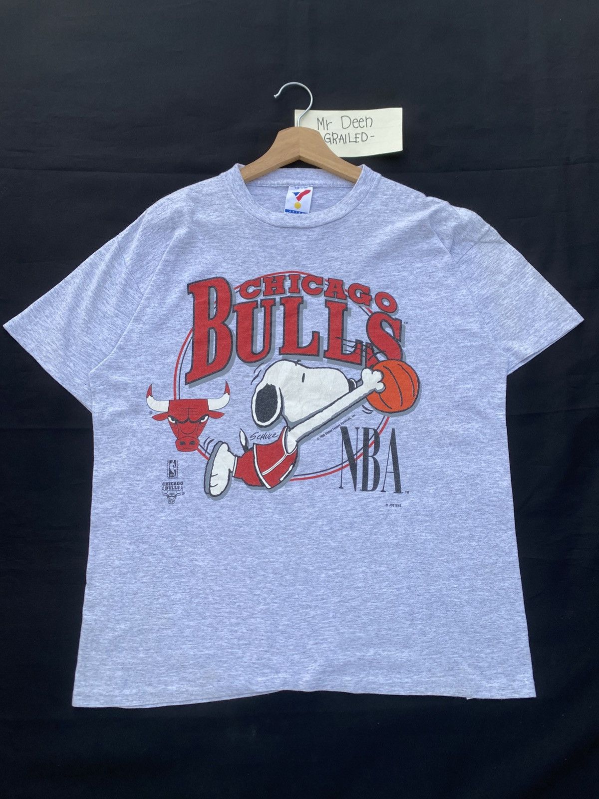 NBA Rare Vintage 90s Chicago Bulls X Snoopy Tshirt Size US L / EU 52-54 / 3 - 2 Thumbnail