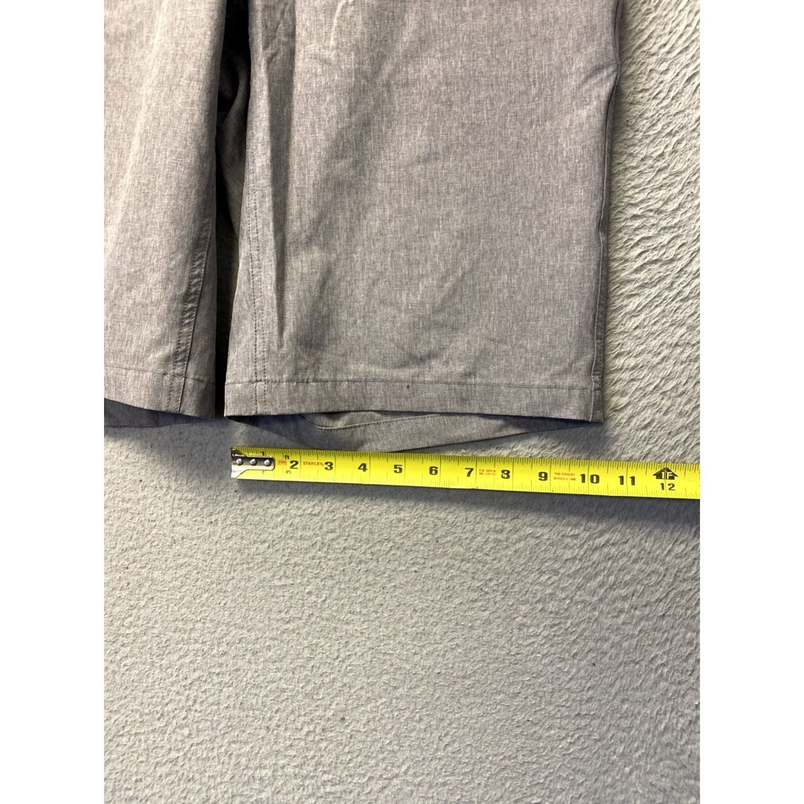 Vintage CoolKeep Shorts Mens Athletic Chino 30 Grey Quick Dry Stretch Golf Casual 2010s Mens Size US 30 / EU 46 - 6 Thumbnail