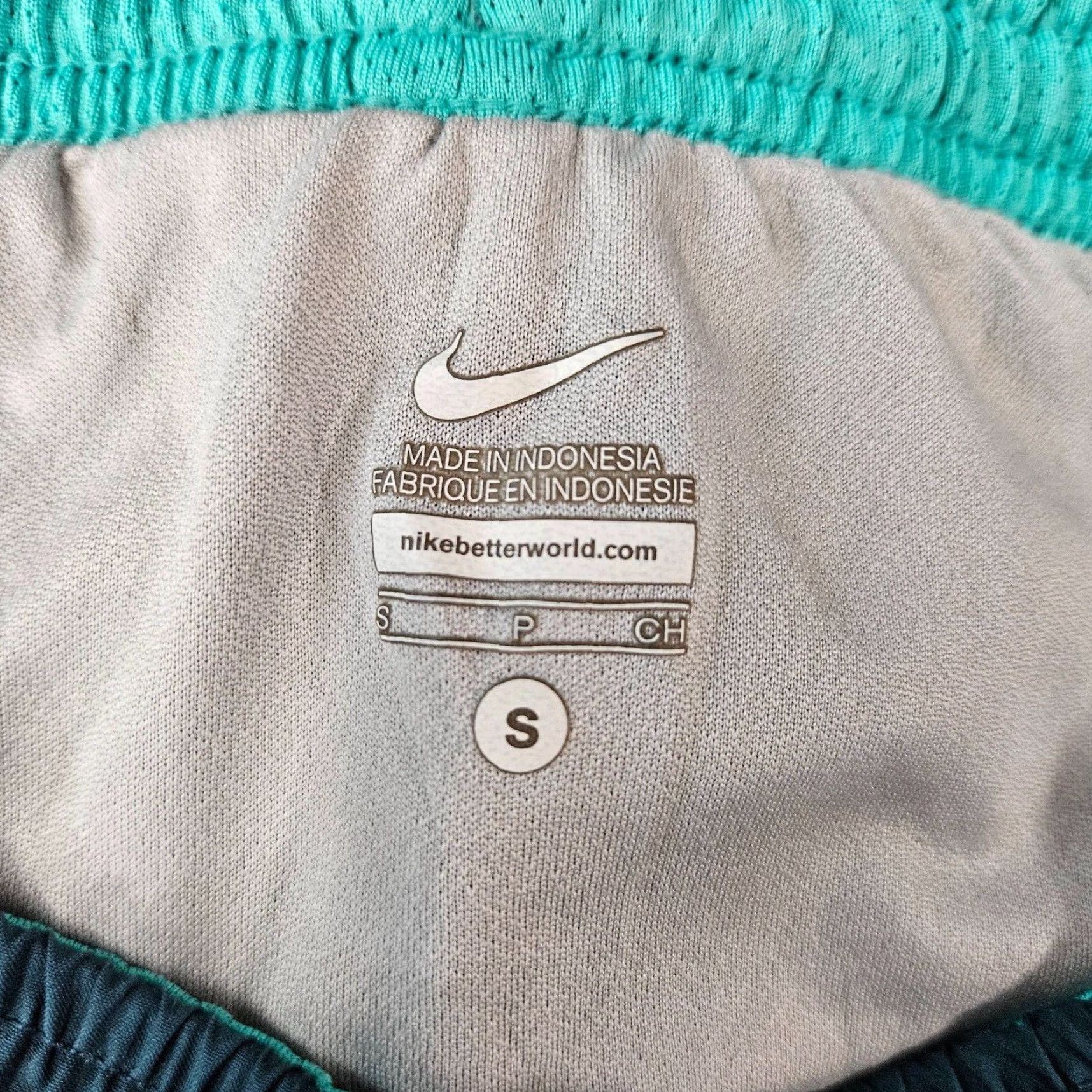 Nike Nike Womens Shorts Sz Small Green Teal Mid Rise Pull On Athletic 3 Inseam Size 28" / US 6 / IT 42 - 4 Thumbnail