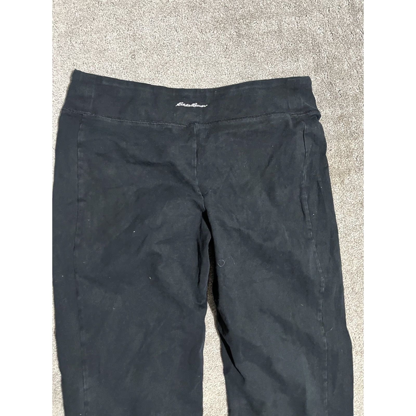 Eddie Bauer Eddie Bauer Leggings Women’s Capris Black High Rise Pockets UV Pocket Zip Pockets Petite Size PL Size Type: Petites Ladies Size 36" / US 14 / IT 50 - 4 Thumbnail