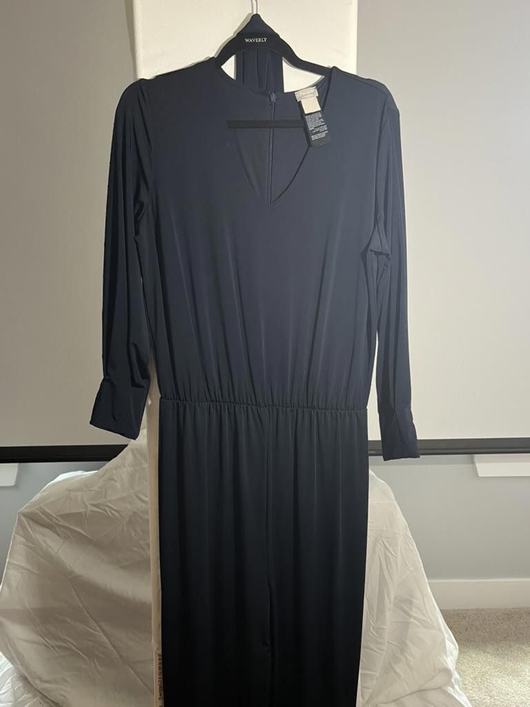 Chicos Chico's Timeless Long Sleeve Jumpsuit - Elegant and Stylish Size M / US 6-8 / IT 42-44 - 1 Thumbnail