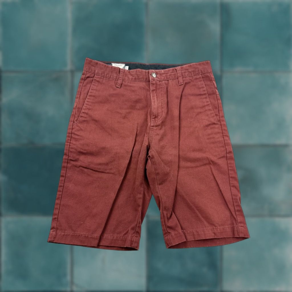Volcom Volcom Shorts Mens Size 30 Red Monty Flat Front Casual Volunteer? Size US 30 / EU 46 - 1 Thumbnail