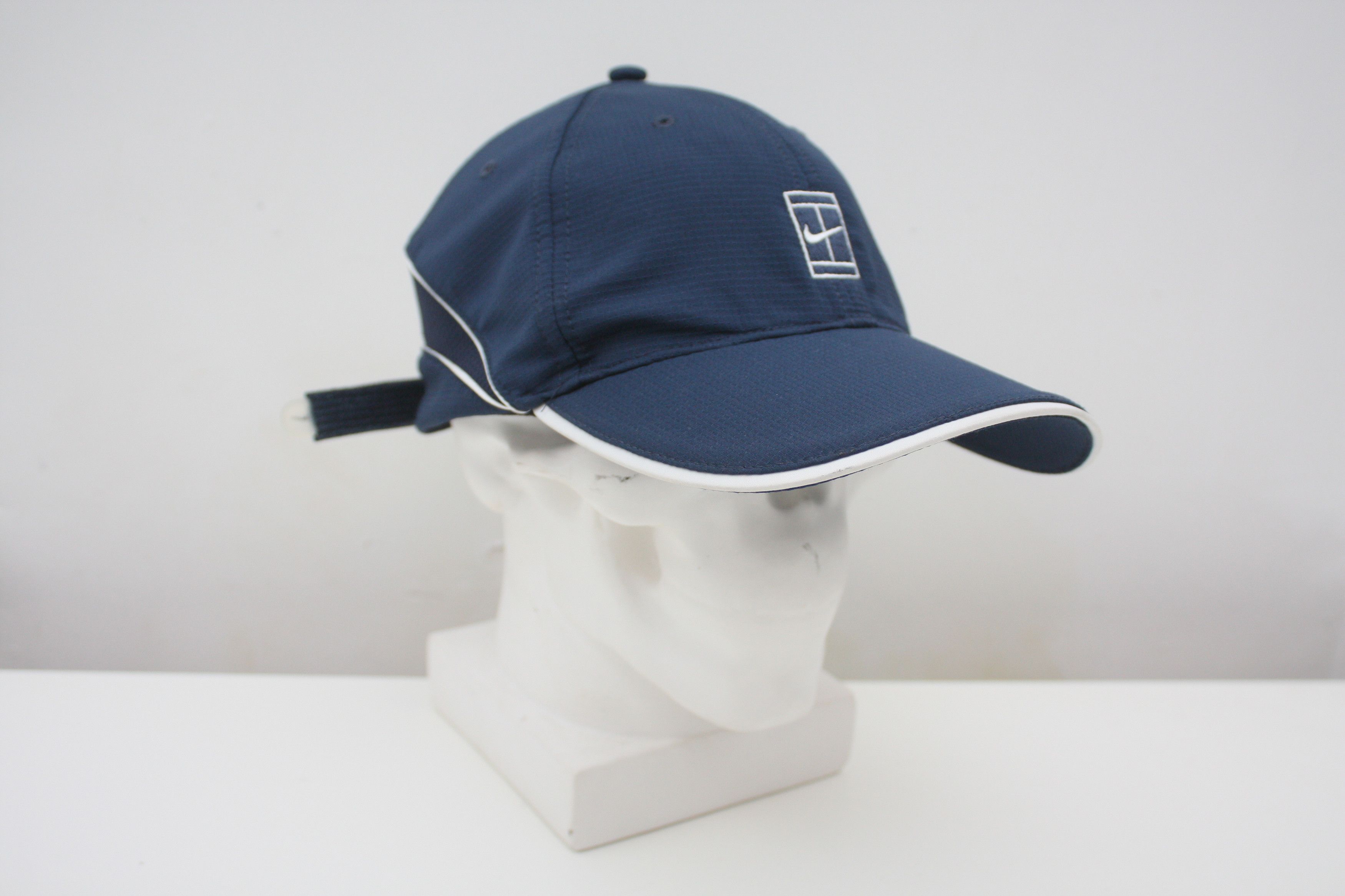 Nike Nike Navy Vintage Sportswear Cap Size ONE SIZE - 1 Thumbnail