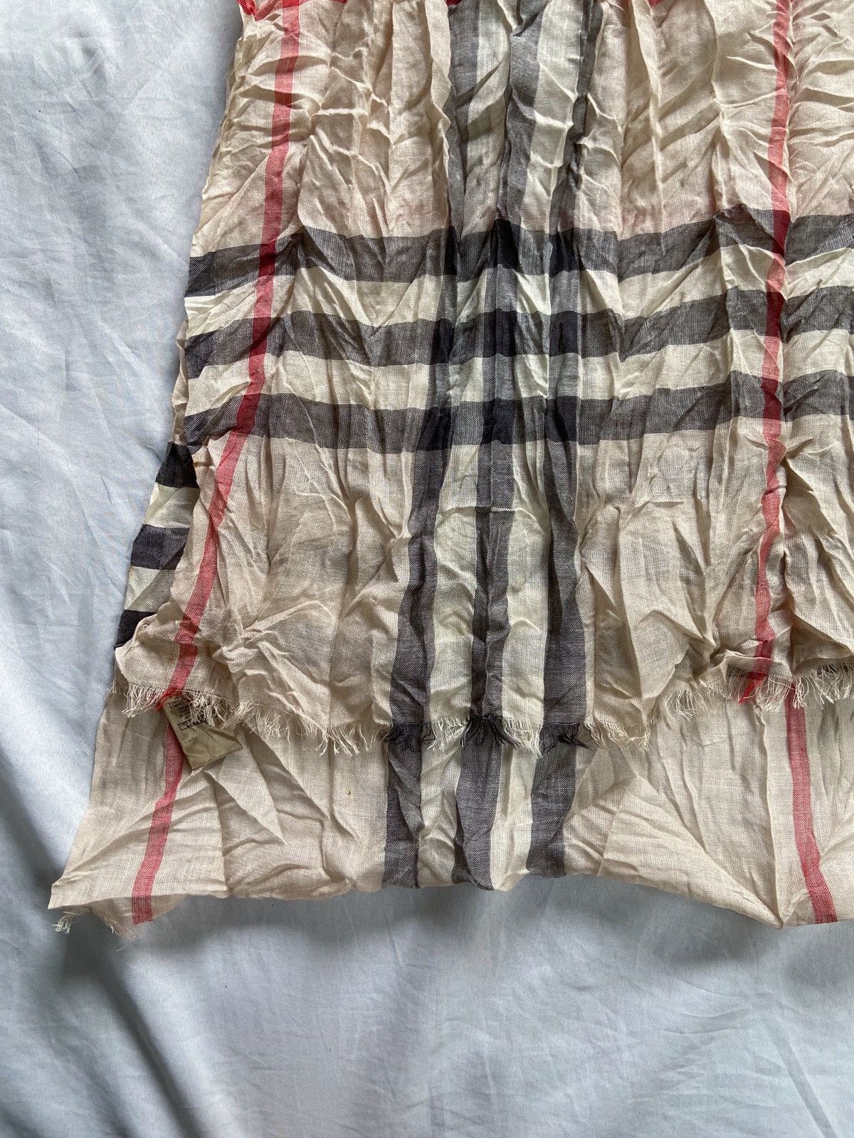Burberry BURBERRY NOVA CHECK WOOL SCARF Size ONE SIZE - 9 Thumbnail
