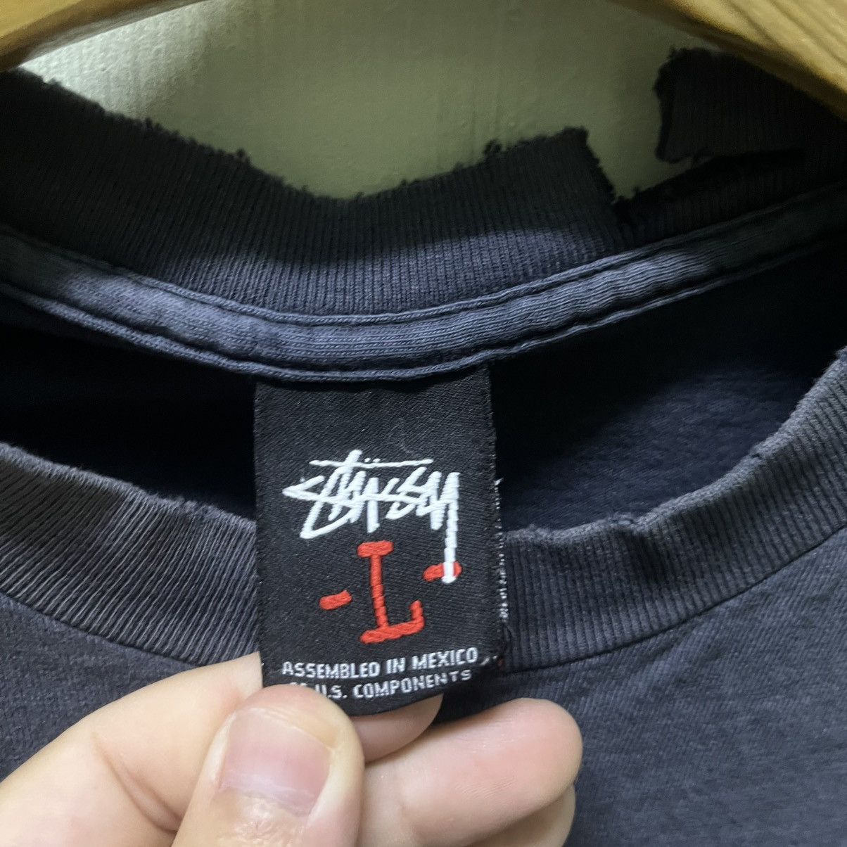 Stussy Distressed Vintage Stussy Bandana Logo Tees Size US L / EU 52-54 / 3 - 13 Thumbnail