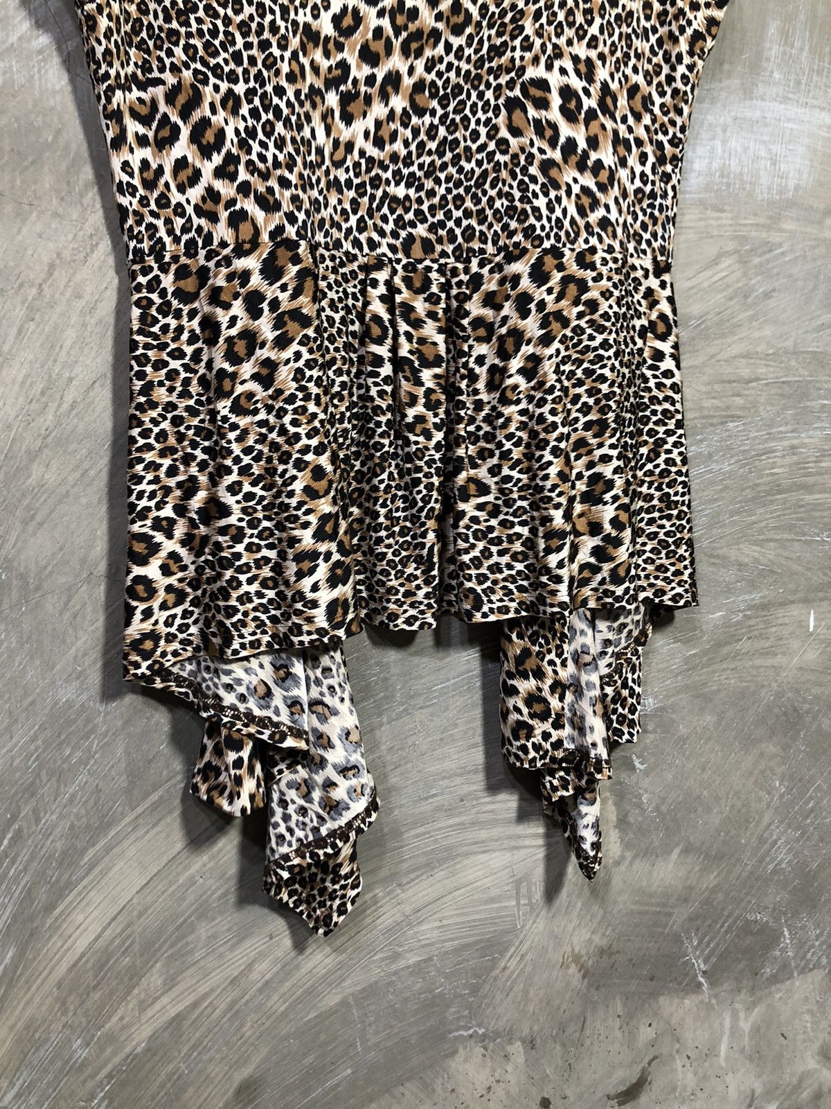 Japanese Brand × Vintage Unknown - Japanese Leopard Outer T-shirts Size ONE SIZE - 8 Thumbnail