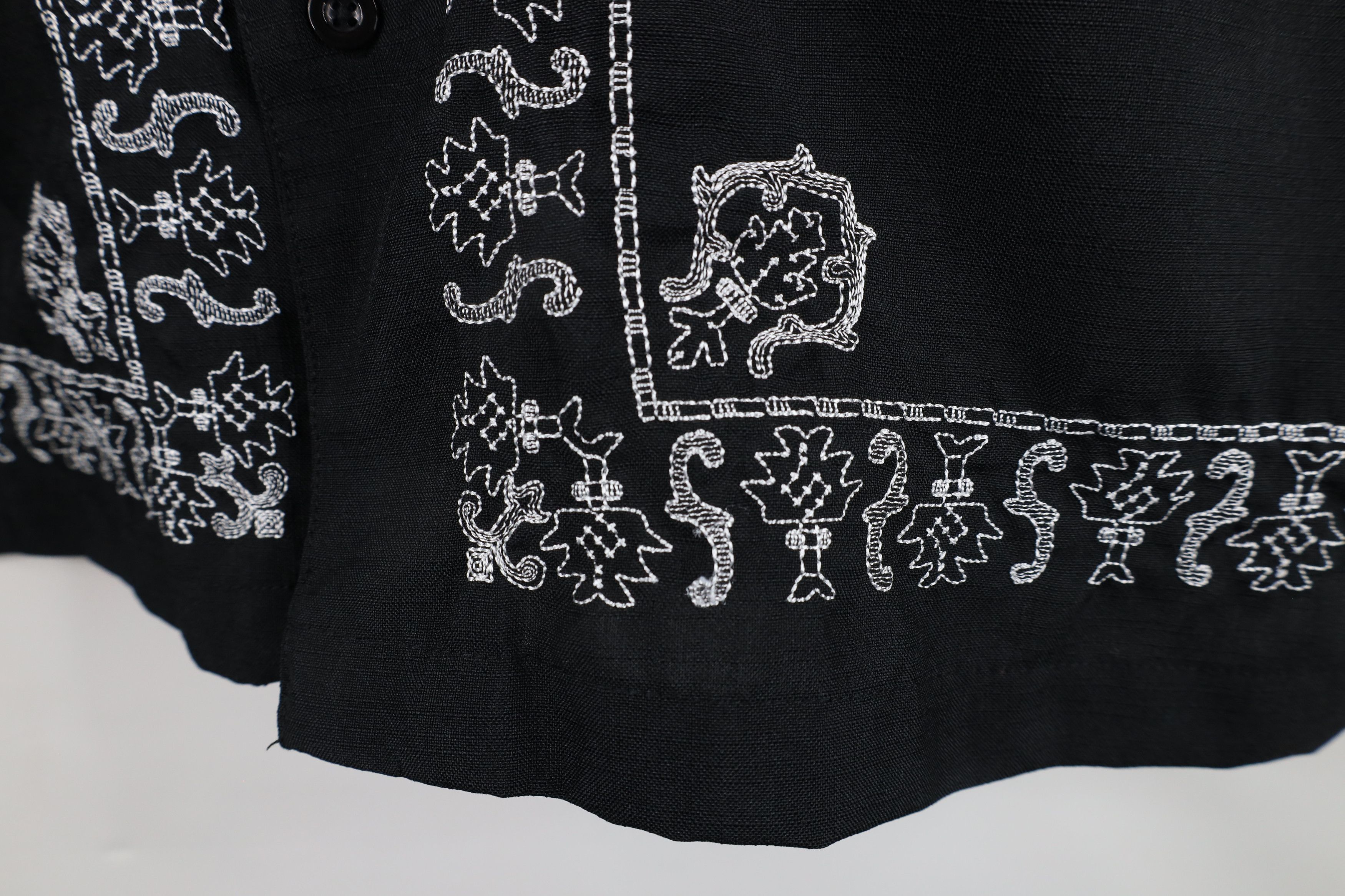 Vintage Vintage 90s Streetwear Geometric Collared Beach Button Shirt Size US XXL / EU 58 / 5 - 4 Thumbnail