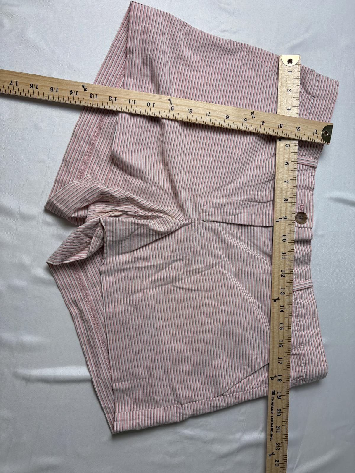 Gap Gap pink striped chino shorts [COPY] Size 34" / US 12 / IT 48 - 2 Thumbnail