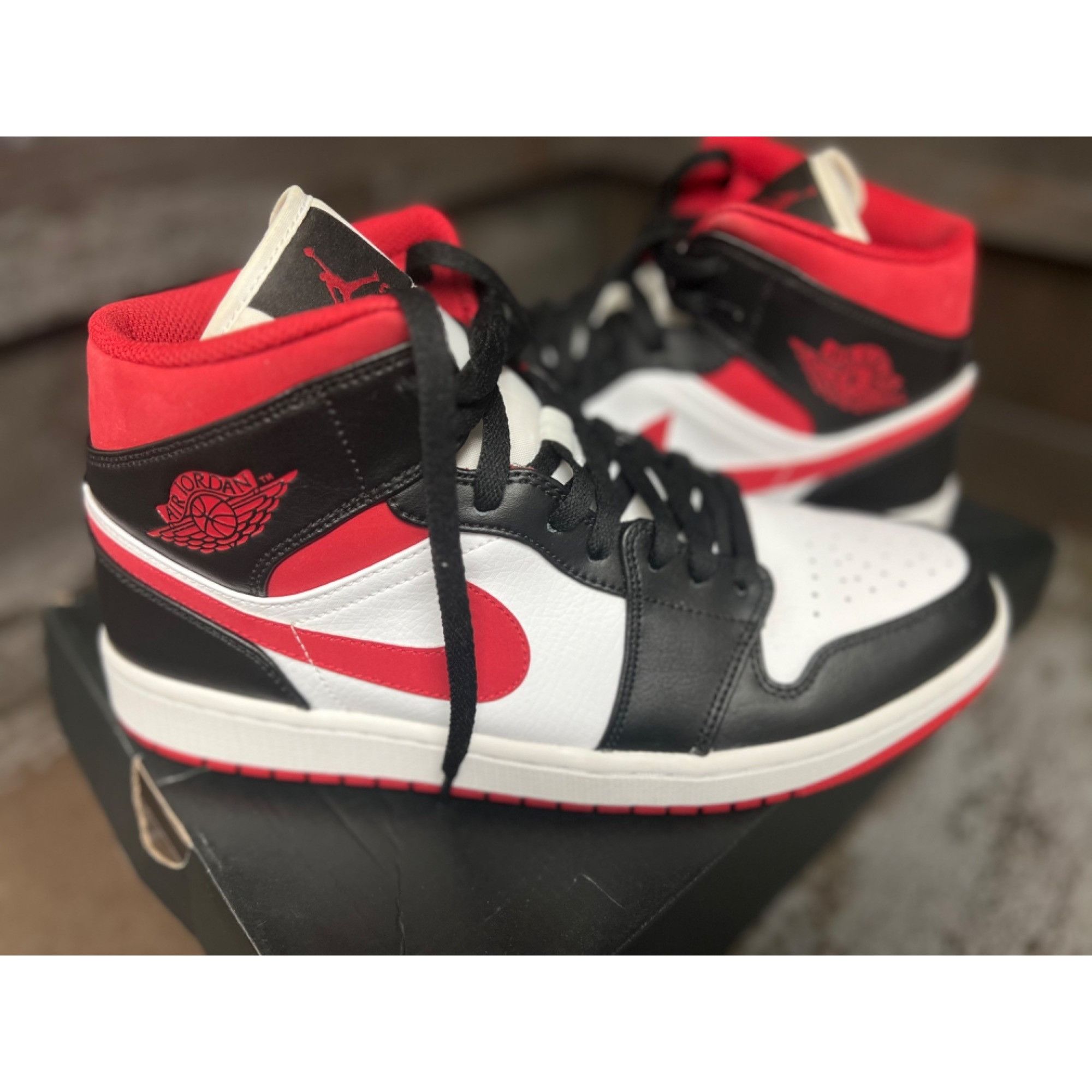Nike Jordan 1 Mid Gym Red Black White Used Size 10.5- 554724-122 Size US 10.5 / EU 43-44 - 2 Thumbnail
