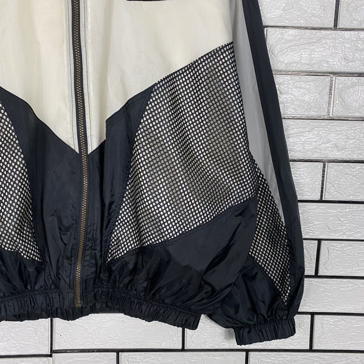 Nike 🔥VINTAGE BOMBER JACKET NIKE BIG SWOOSH Size US L / EU 52-54 / 3 - 6 Thumbnail