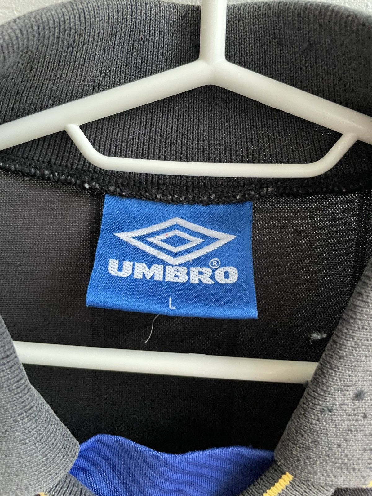 Umbro Manchester United 1993 1994 1995 Footbal Shirt Soccer Jersey Size US L / EU 52-54 / 3 - 10 Thumbnail