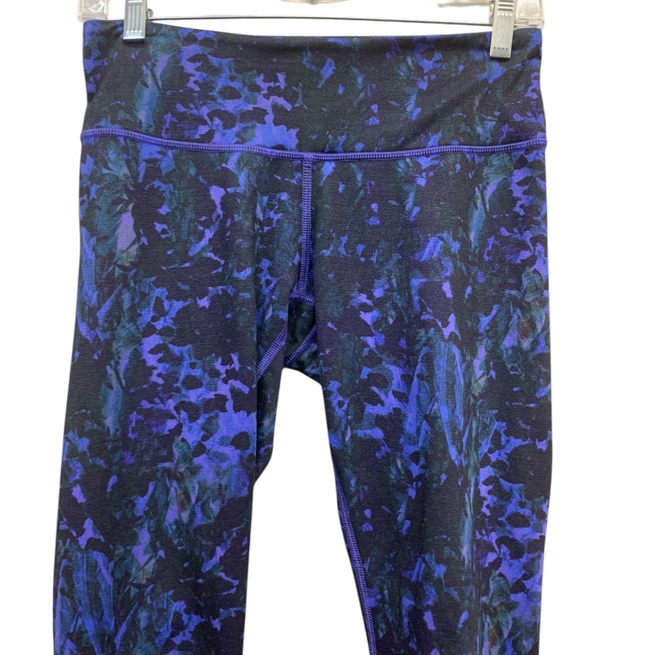 Lululemon Lululemon Wunder Under Crop II *Full-On Luon SZ 6 Size 28" / US 6 / IT 42 - 3 Thumbnail