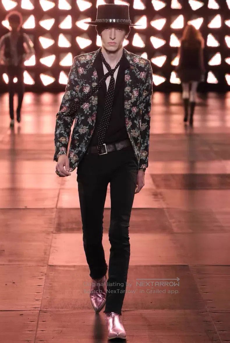 Saint Laurent Paris Saint Laurent Paris Floral Suit i Size US S / EU 44-46 / 1 - 6 Thumbnail