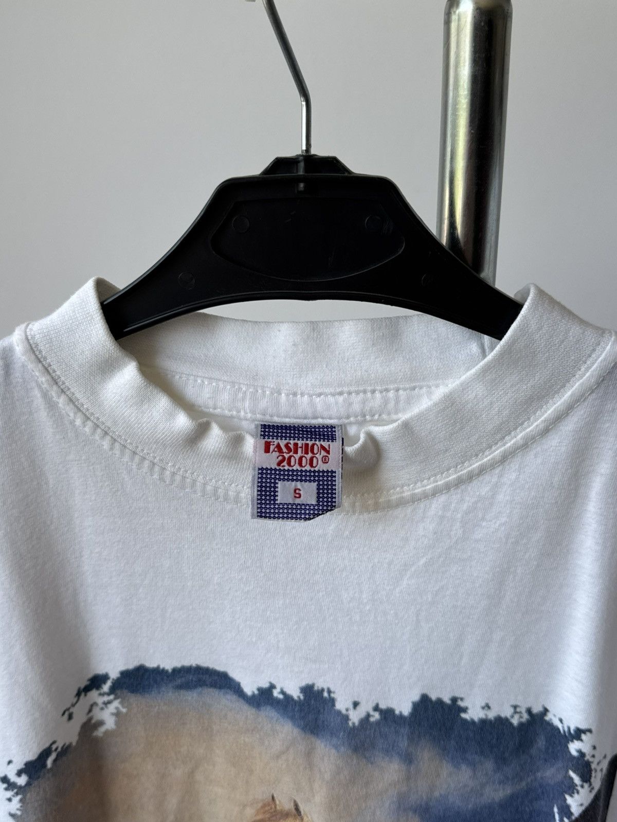 Vintage Vintage Tarzan "To Catch The Wind" Movie T-shirt Size US S / EU 44-46 / 1 - 6 Thumbnail