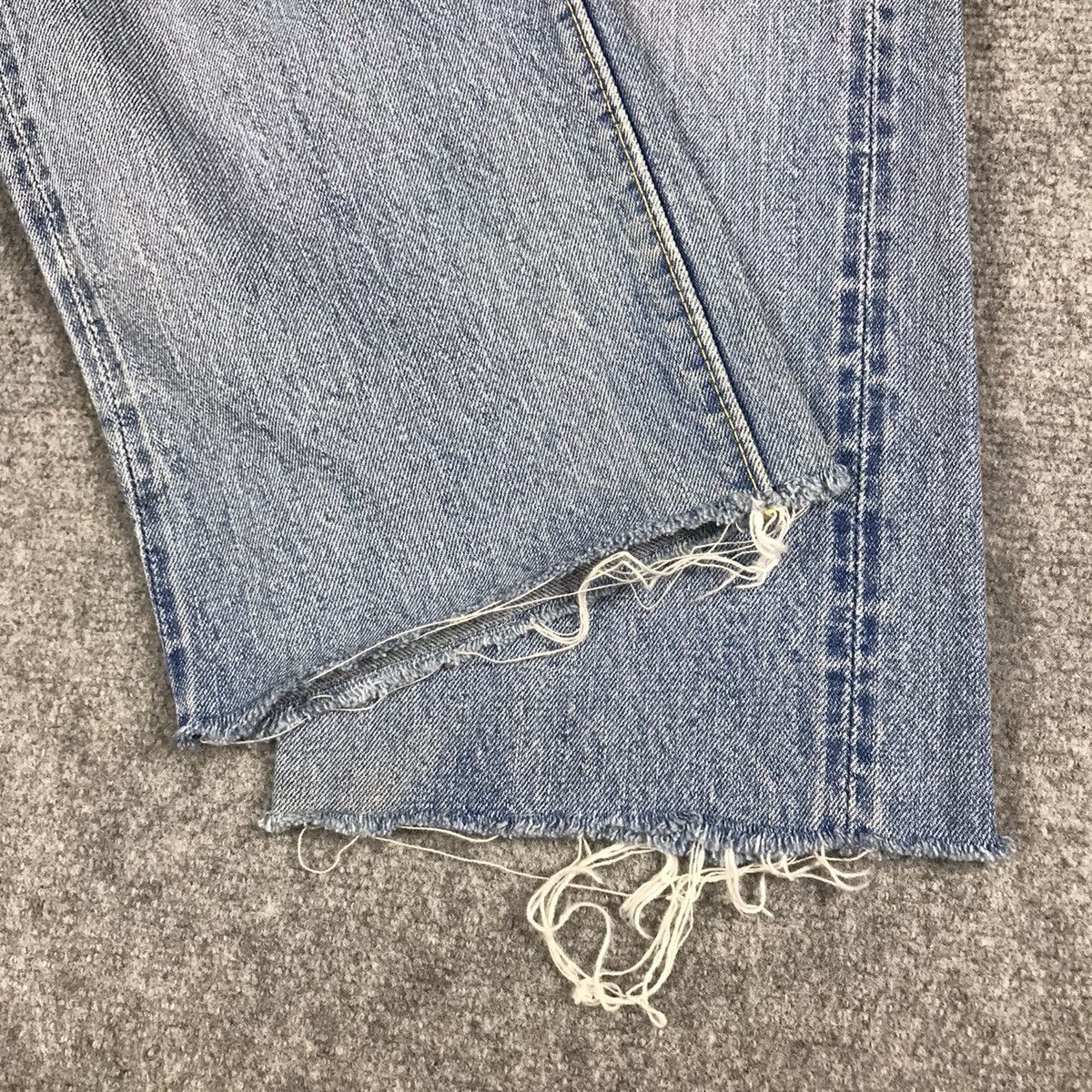 Orslow ORSLOW 2005 DISTRESSED SELVAGE DENIM LIGHT DENIM PANTS Size US 30 / EU 46 - 7 Thumbnail