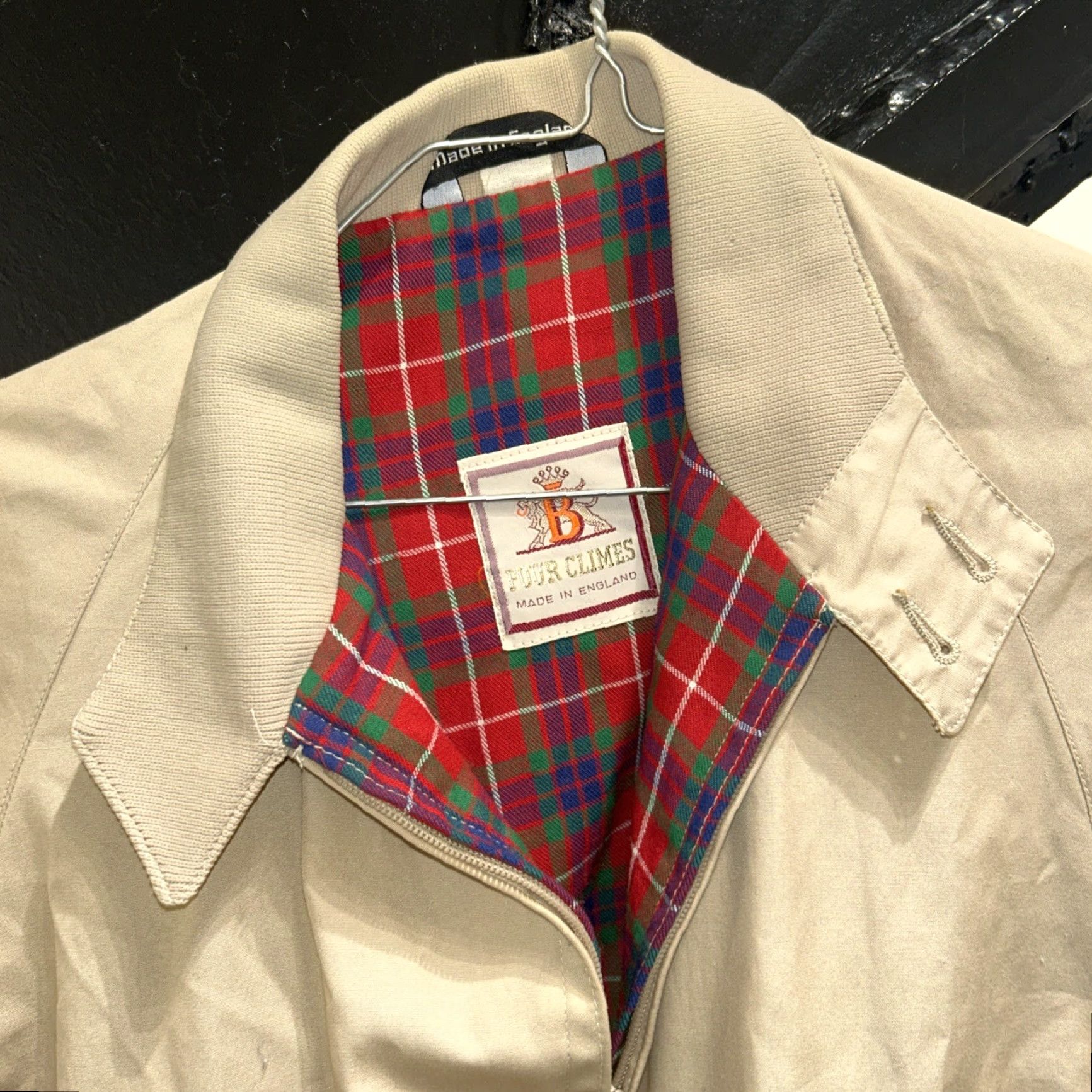 Vintage VINTAGE Four Climes Bomber Jacket Made In England Blanket Lined Med Large Beige Size US L / EU 52-54 / 3 - 4 Thumbnail