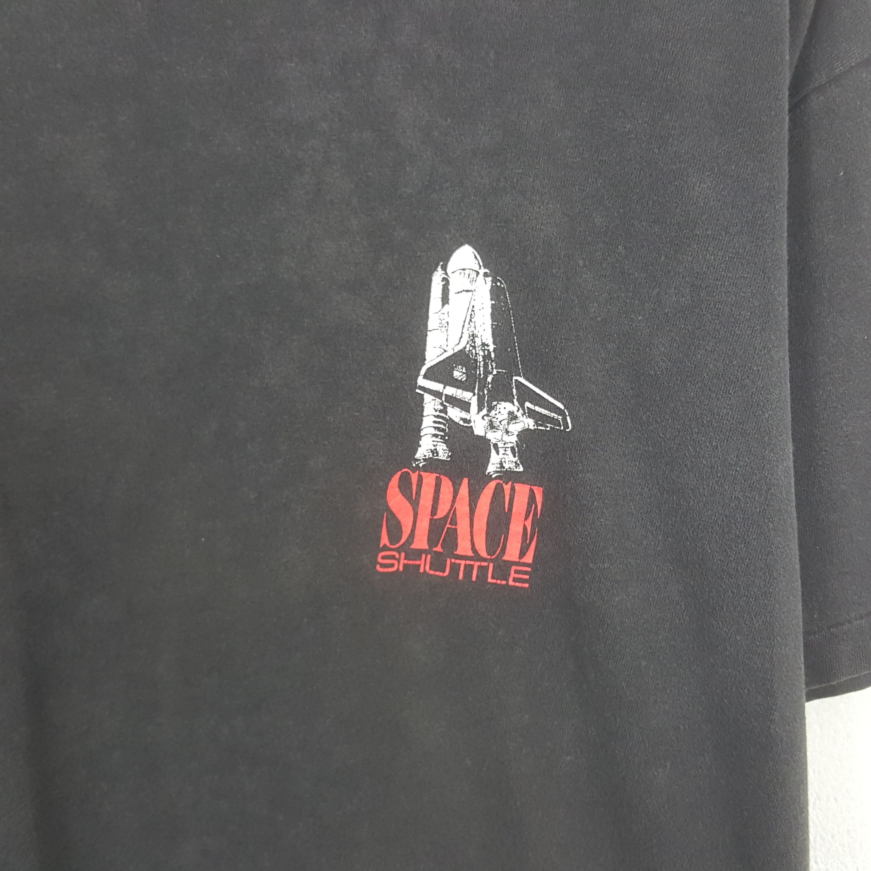 Band Tees Vintage Space Shuttle NASA Blackbird Tshirt Size US L / EU 52-54 / 3 - 4 Thumbnail