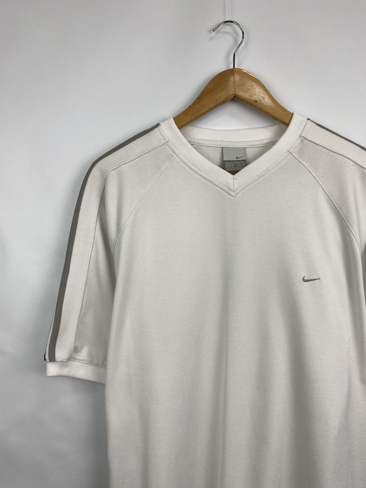 Nike 🇺🇸 Vintage 90s Nike Swoosh Y2K T-Shirt Rare Hype Retro Size US XL / EU 56 / 4 - 2 Thumbnail