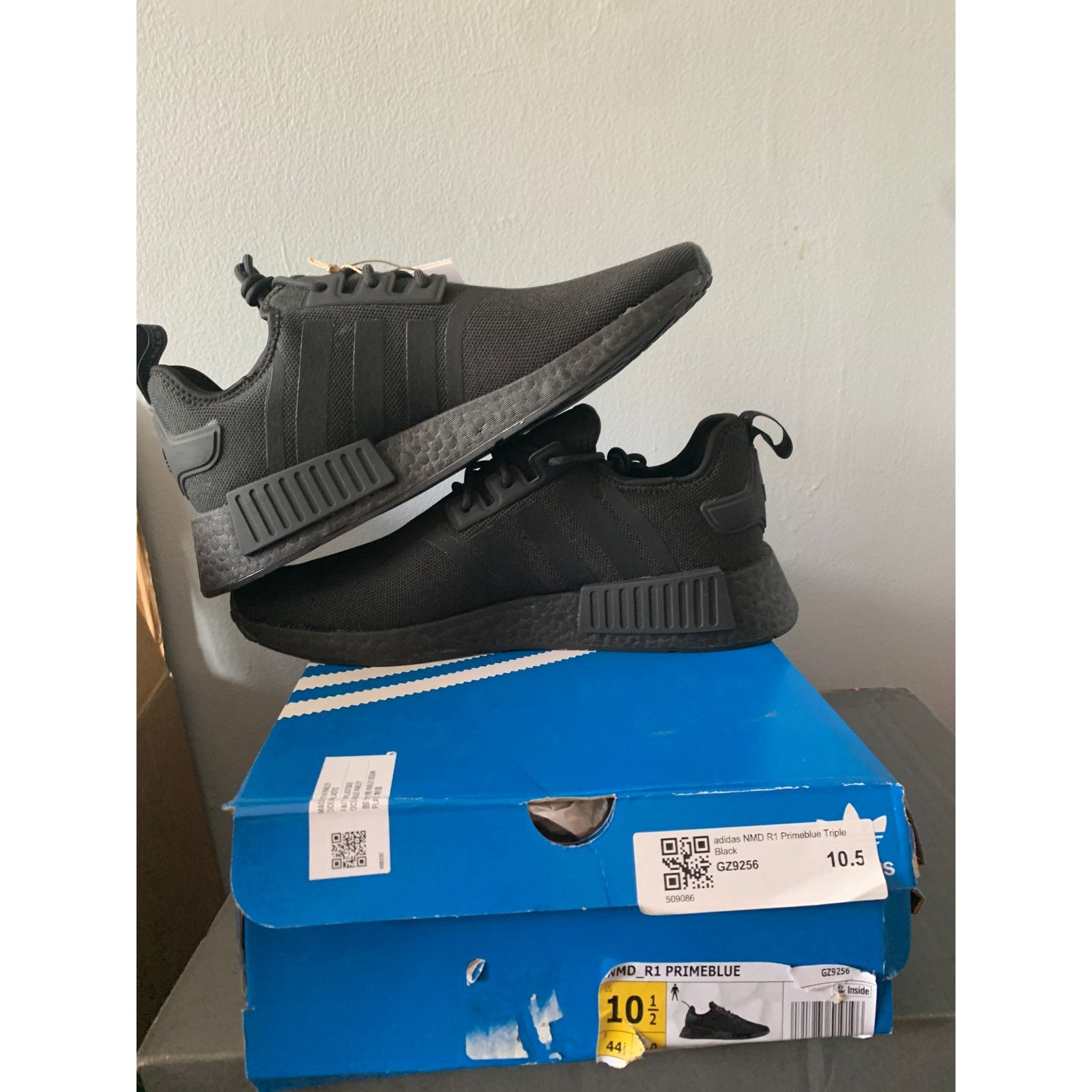 Adidas adidas NMD R1 Primeblue Triple Black Size 10.5 BRAND NEW Size US 10.5 / EU 43-44 - 5 Thumbnail