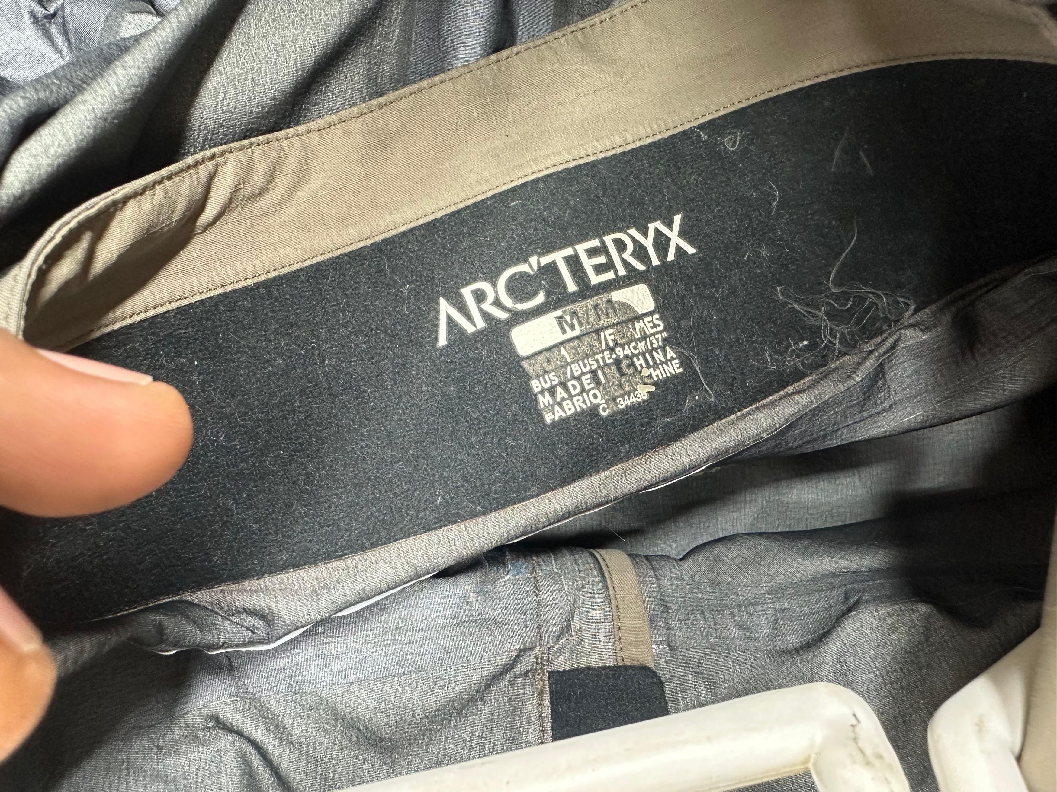 Arc'teryx Arcteryx Beta AR Pro Shell Jacket Size M / US 6-8 / IT 42-44 - 11 Thumbnail