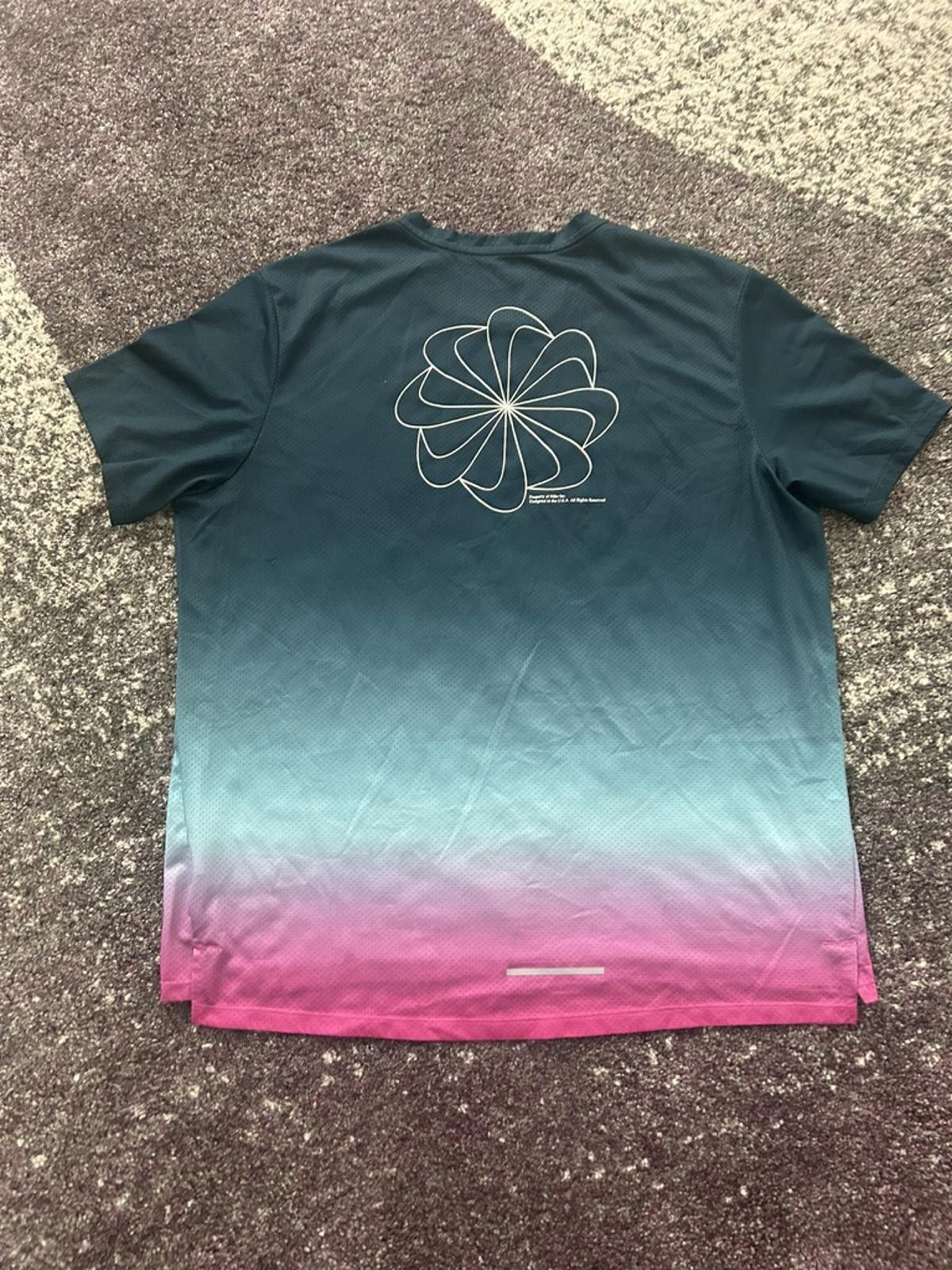 Nike Nike Dri-FIT Running Tee – Sunset Gradient Size US XL / EU 56 / 4 - 3 Thumbnail