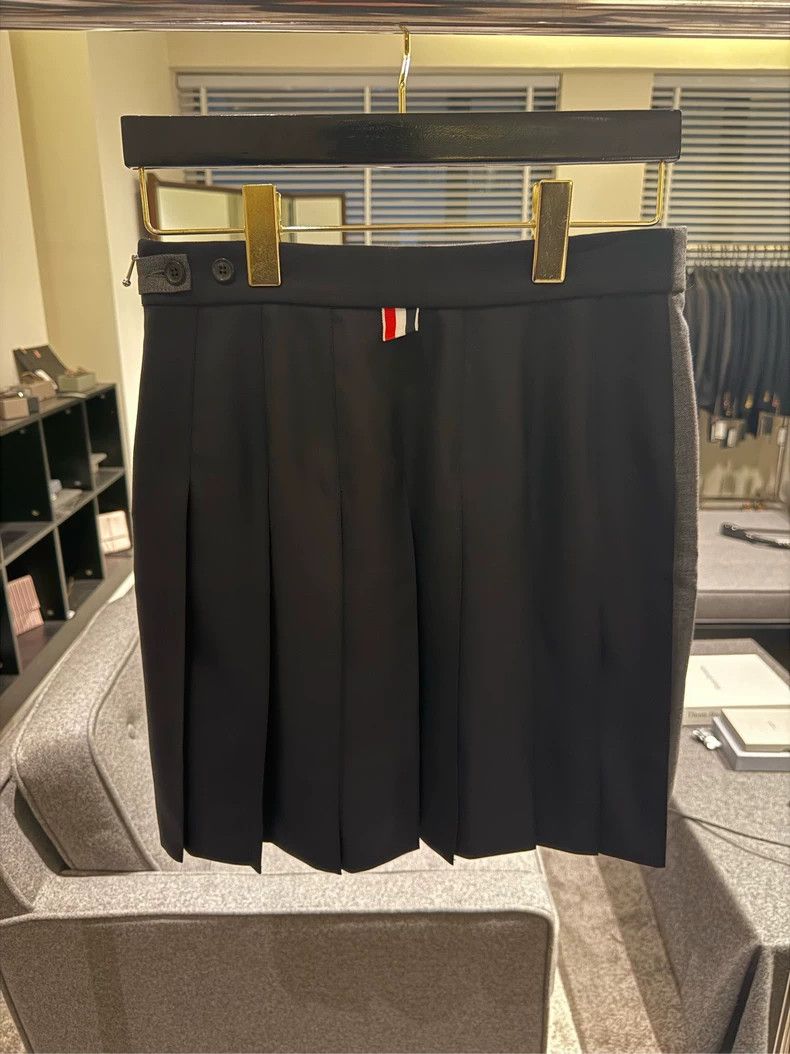 Thom Browne Thom Browne Colorful pleated skirt Size 25" / US 0 / IT 36 - 2 Thumbnail