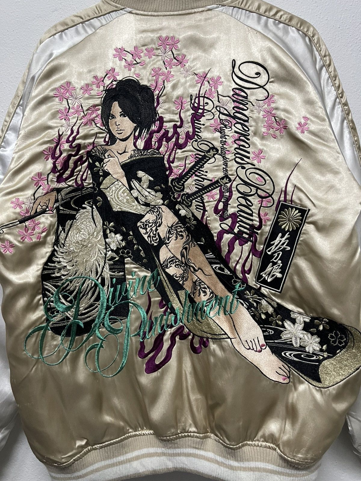 Japanese Brand 2000s DEVINE RETRIBUTION EMBROIDERED SAMURAI WOMEN RARE Size US XL / EU 56 / 4 - 15 Thumbnail