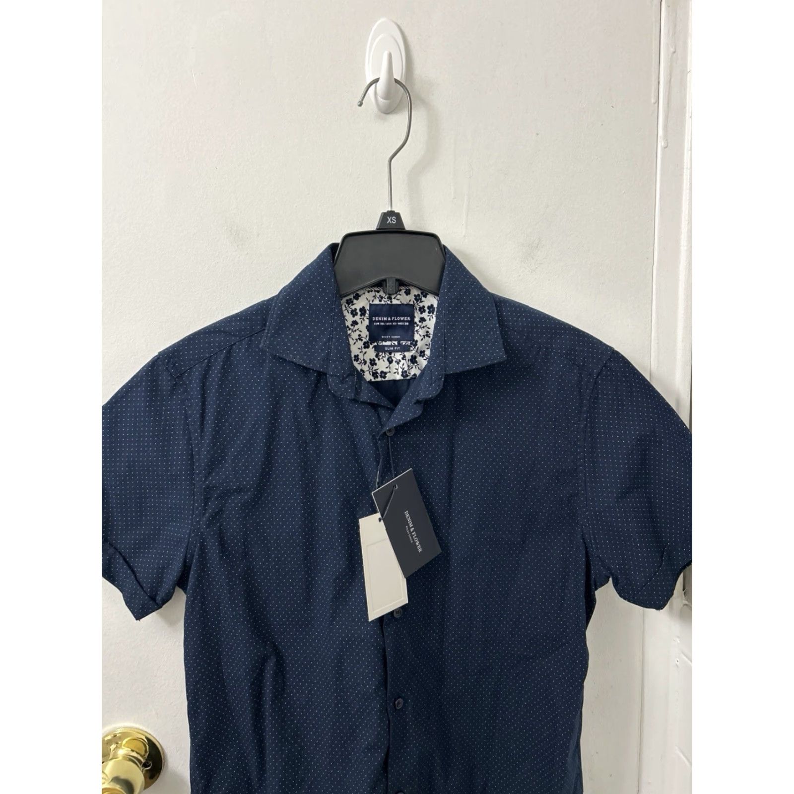 Denime DENIM & FLOWER Shirt Mens XS Blue Short Sleeve Button-Down NWT Polka Dot Floral Collar Slim Fit Size US XS / EU 42 / 0 - 2 Thumbnail
