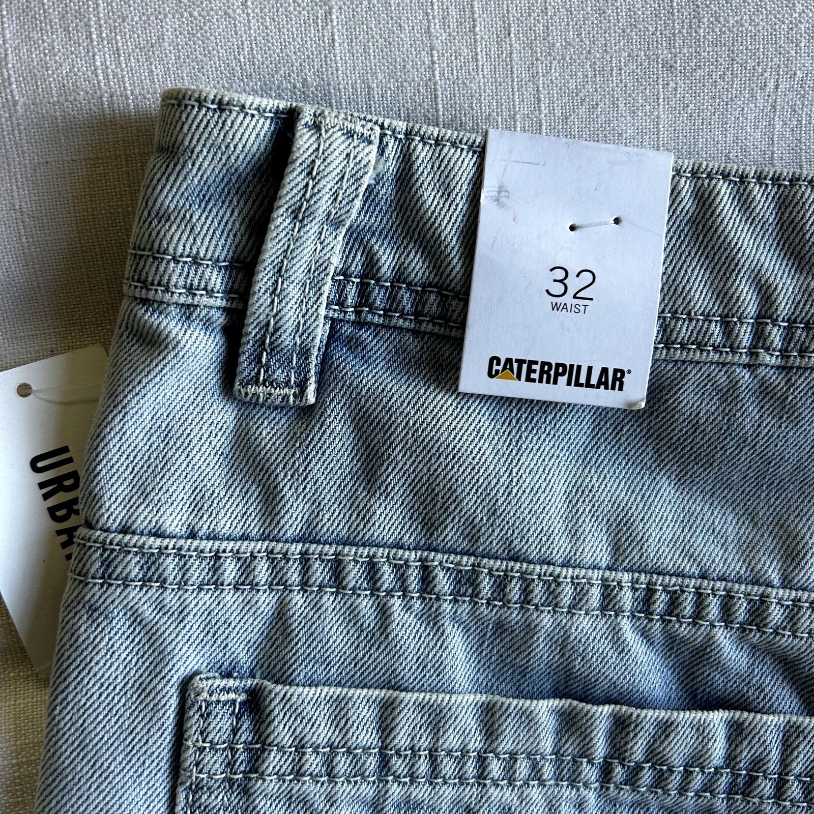 Caterpillar NWT Men's Cat for Urban Outfitters cut off denim shorts 32 Size US 32 / EU 48 - 7 Thumbnail