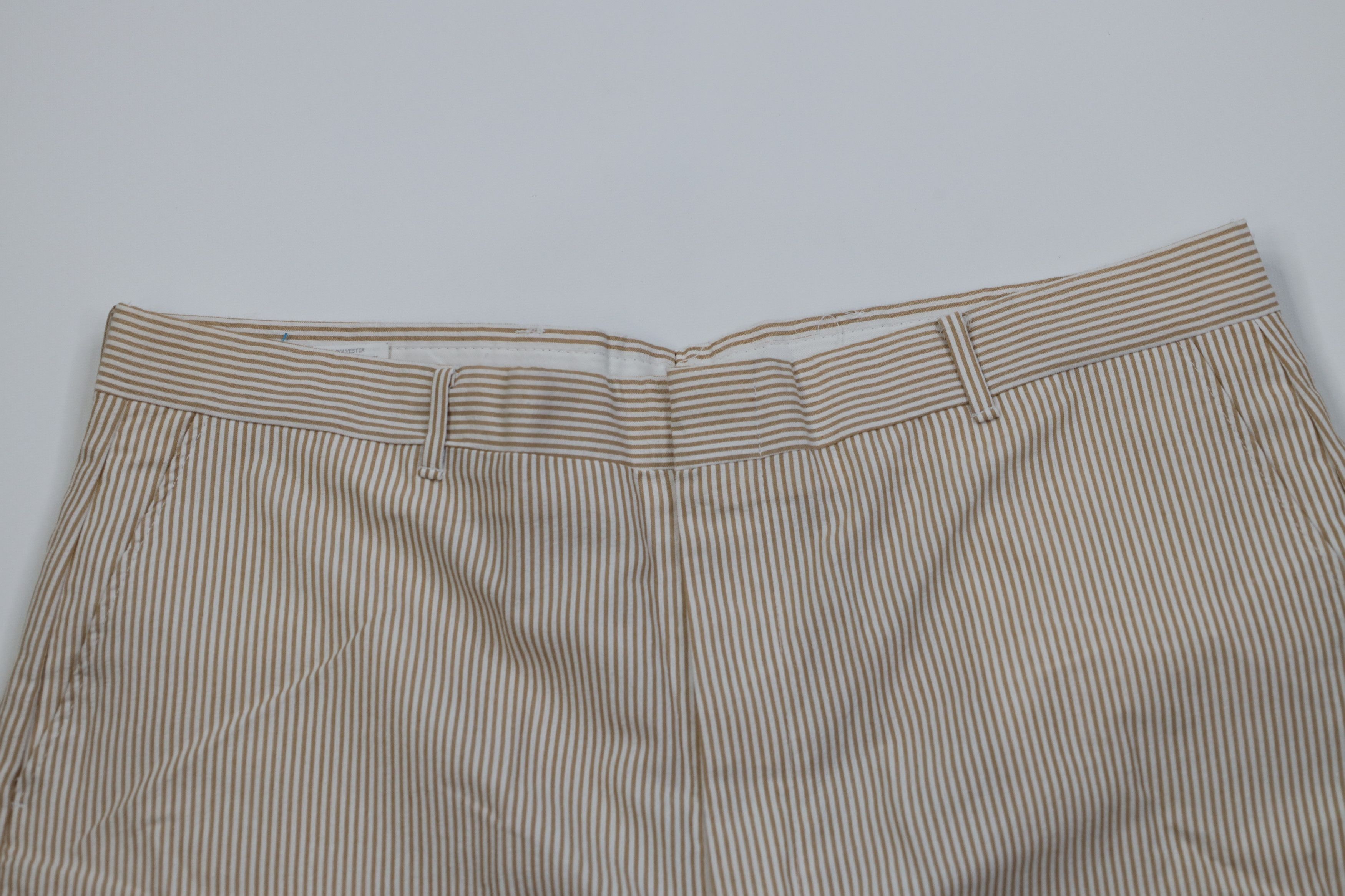 Vintage Vintage 70s Streetwear Seersucker Above Knee Chino Shorts Size US 38 / EU 54 - 2 Thumbnail