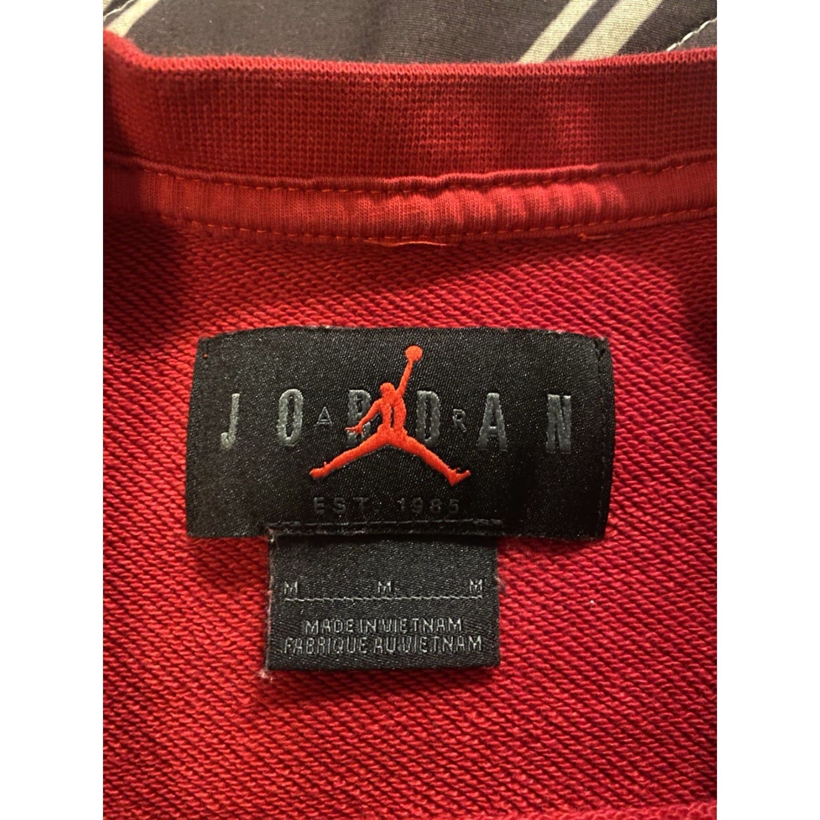 Jordan Brand Nike Air Jordan Pocketed Crewneck Pullover Sweatshirt Red Men’s M Embroidered Jump Man Crew Neck Long Sleeve Pullover Sports Basketball Size US M / EU 48-50 / 2 - 3 Thumbnail