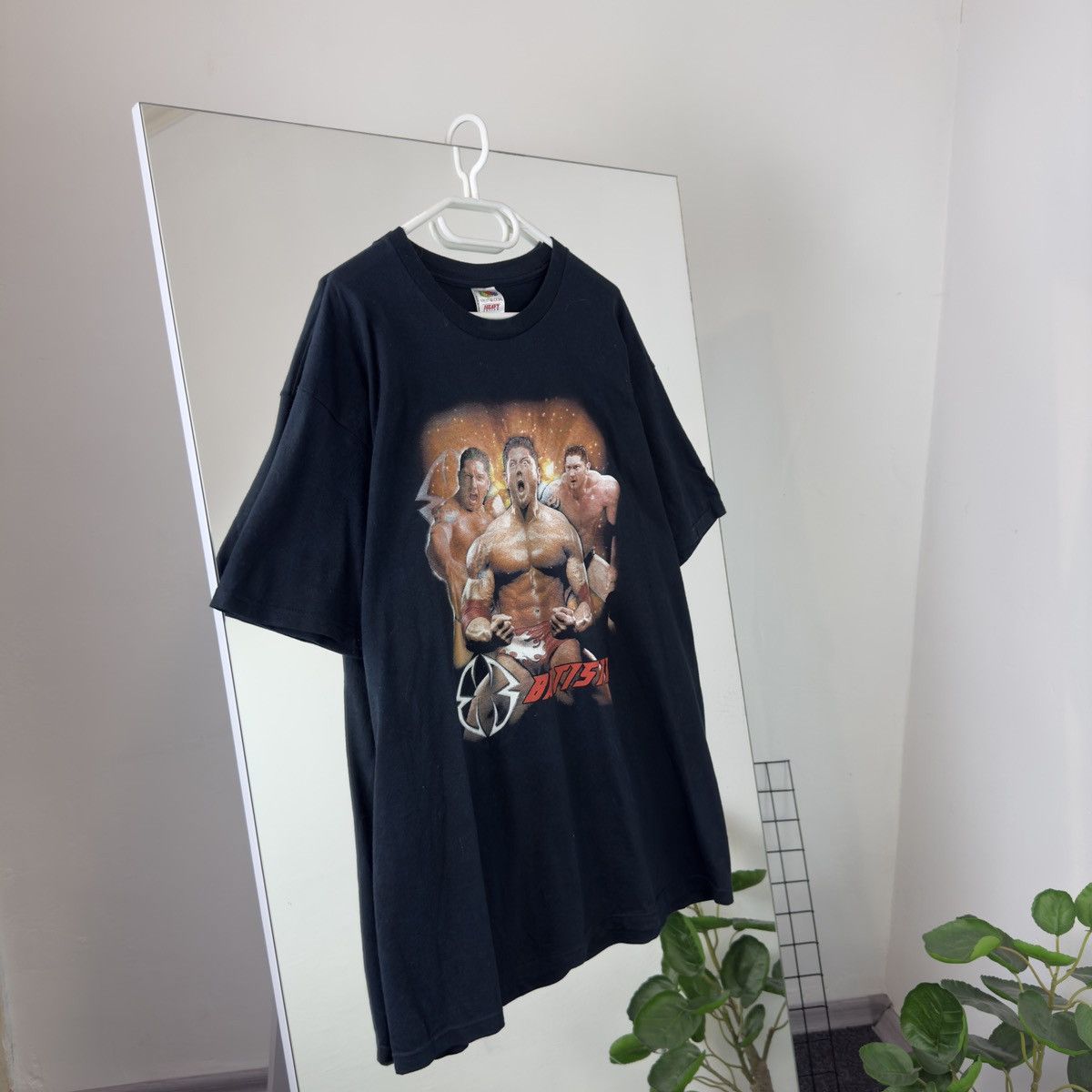 Vintage WWE Batista Vintage Black Tee Big Print Size US XL / EU 56 / 4 - 1 Thumbnail