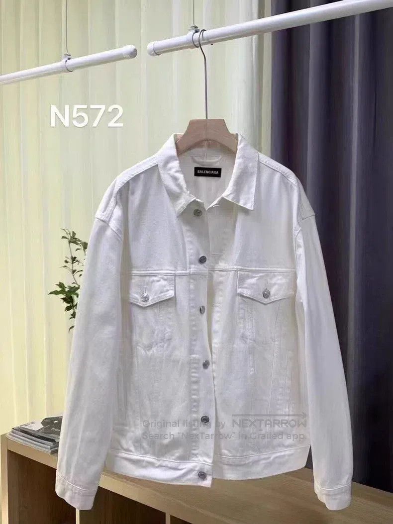 Balenciaga Balenciaga Back Logo Denim Jacket Size US M / EU 48-50 / 2 - 1 Thumbnail
