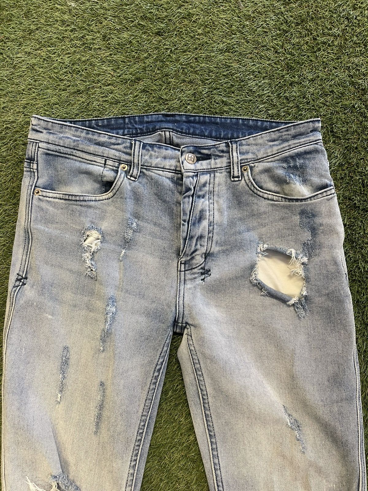 Ksubi Size 32 - Ksubi Light Blue Distressed Jeans Size US 32 / EU 48 - 2 Thumbnail