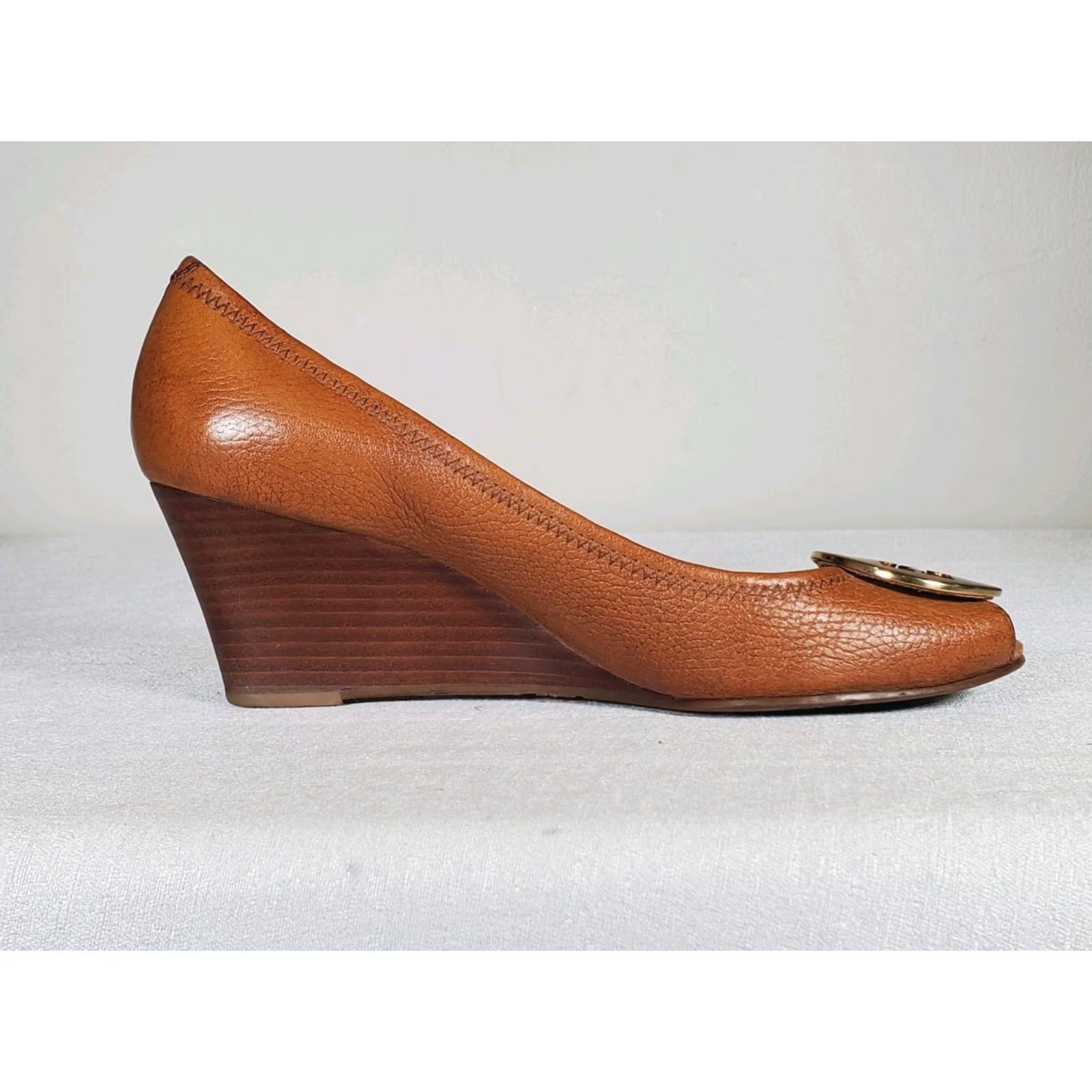 Tory Burch Tory Burch Sally 2 Brown Tumbled Leather Peep-Toe Wedge Heel Gold Logo Women US 10 M Size US 10 / IT 40 - 5 Thumbnail