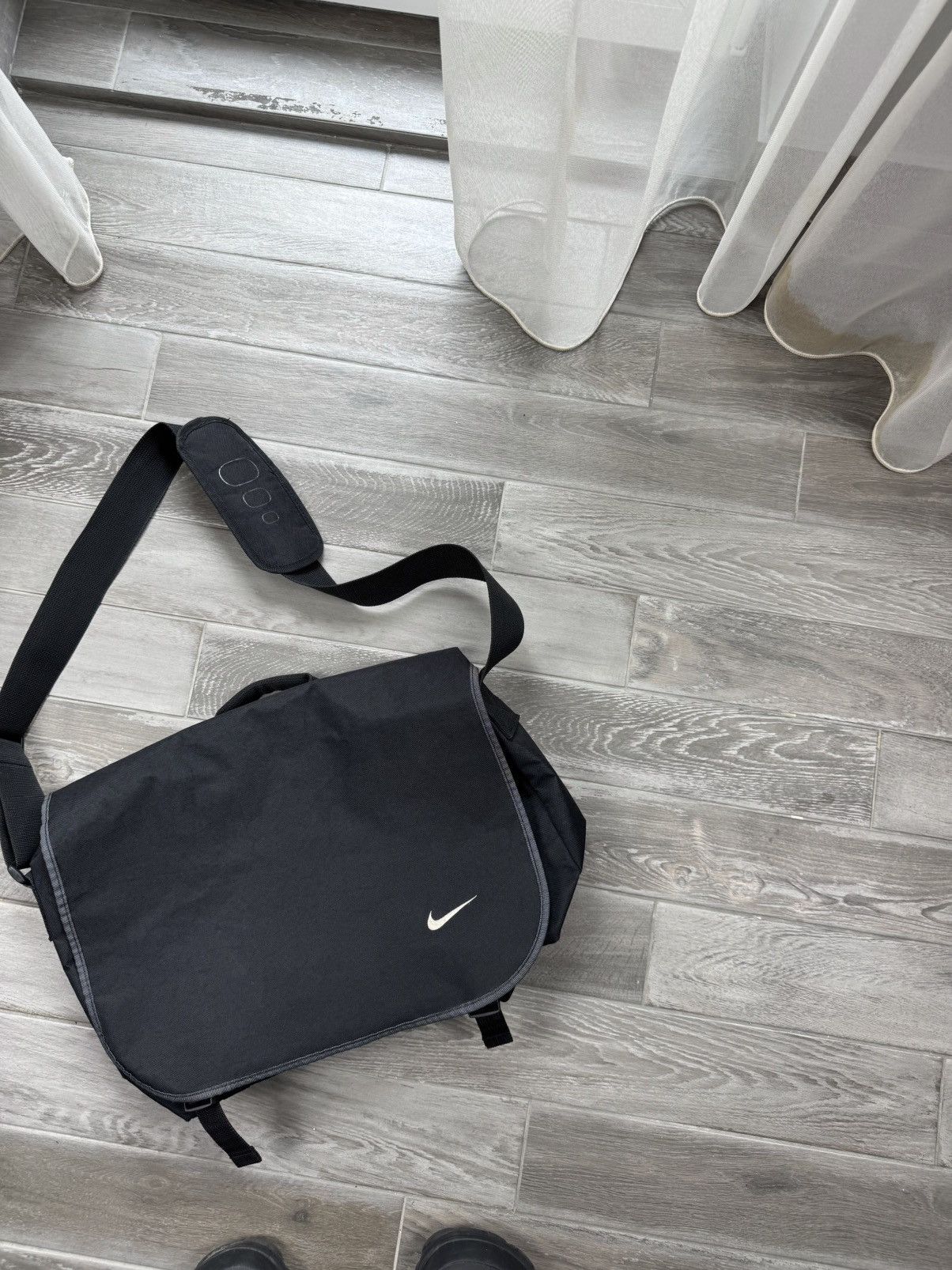 Other Y2K Vintage Nike Shoulder Bag Black Size ONE SIZE - 3 Thumbnail