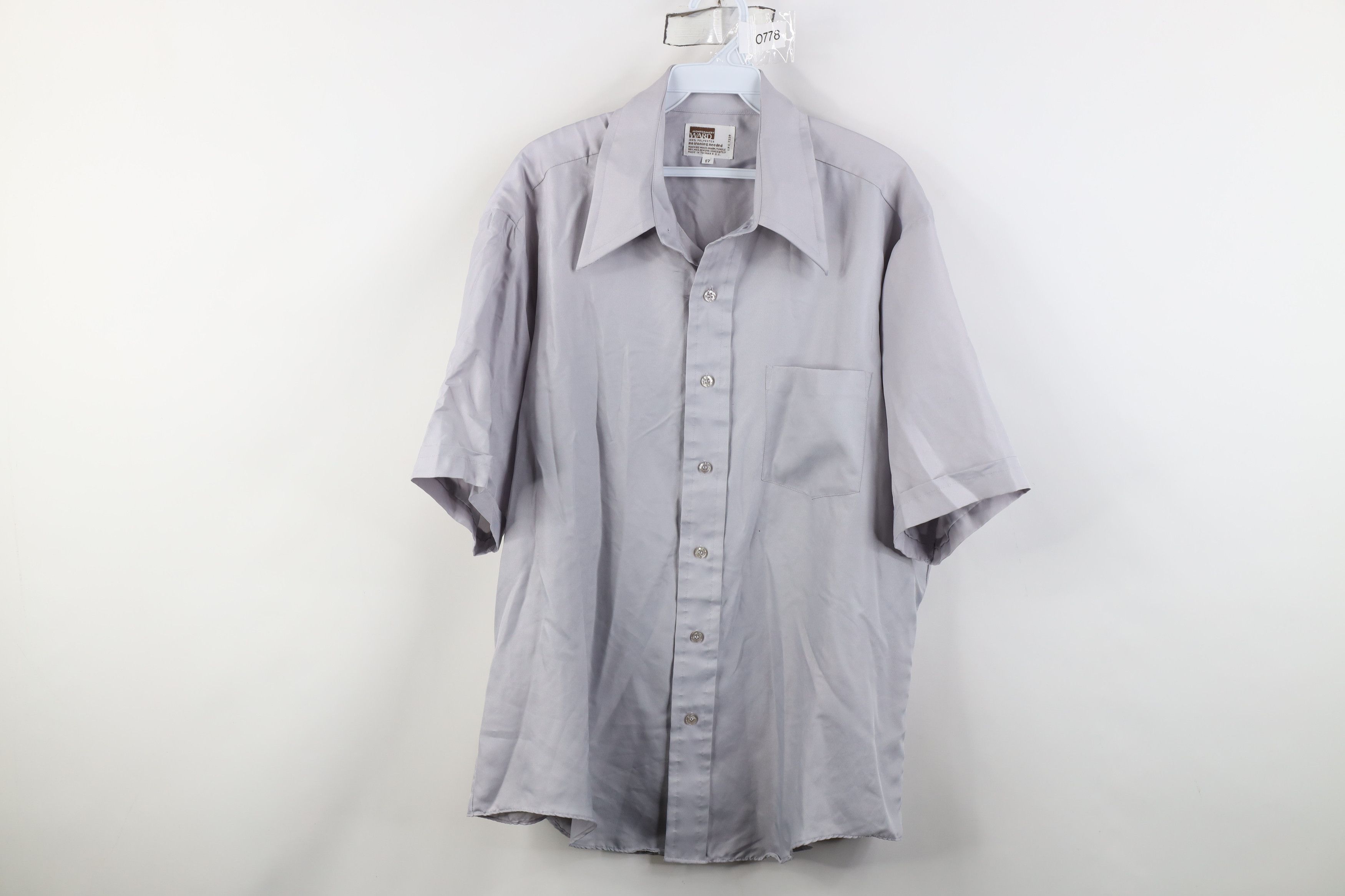 Vintage Vintage 70s Streetwear Short Sleeve Collar Button Shirt Size US M / EU 48-50 / 2 - 1 Thumbnail