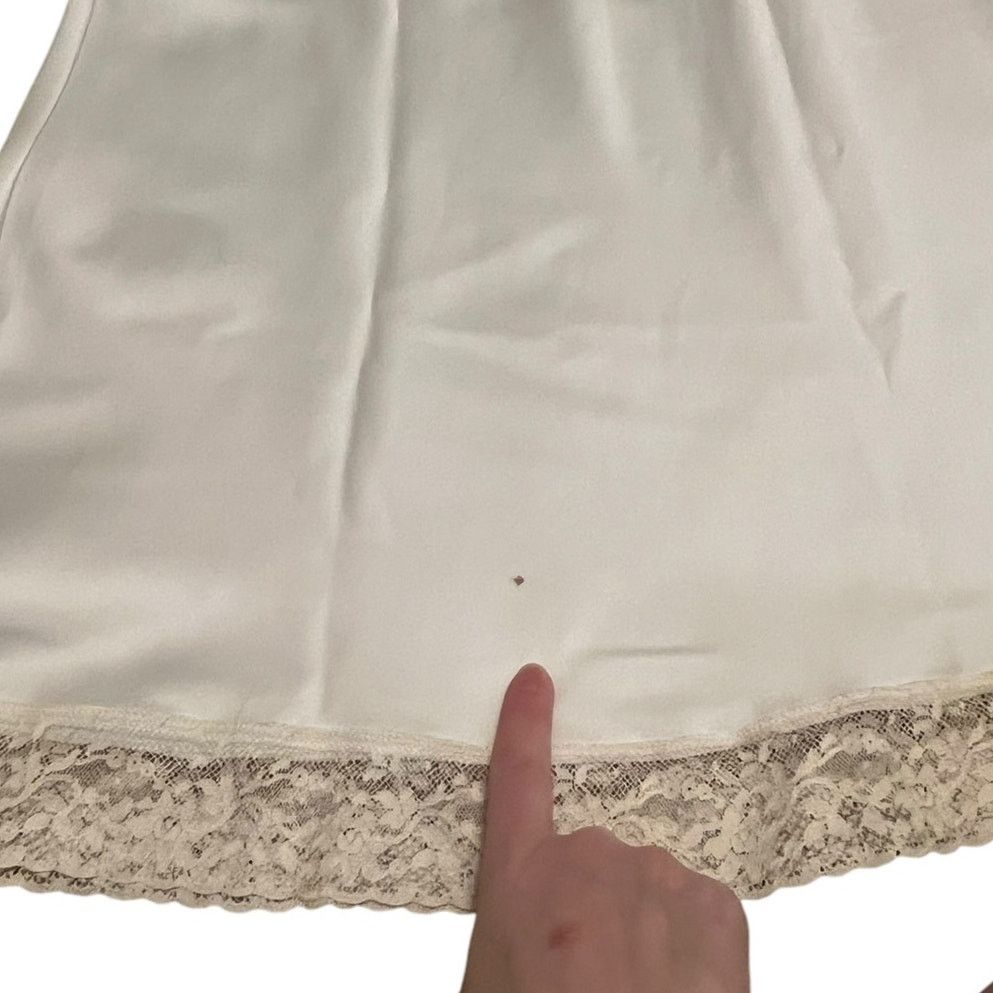 Vintage Corhan off white short nightgown lace trim and bow design Size M / US 6-8 / IT 42-44 - 6 Thumbnail
