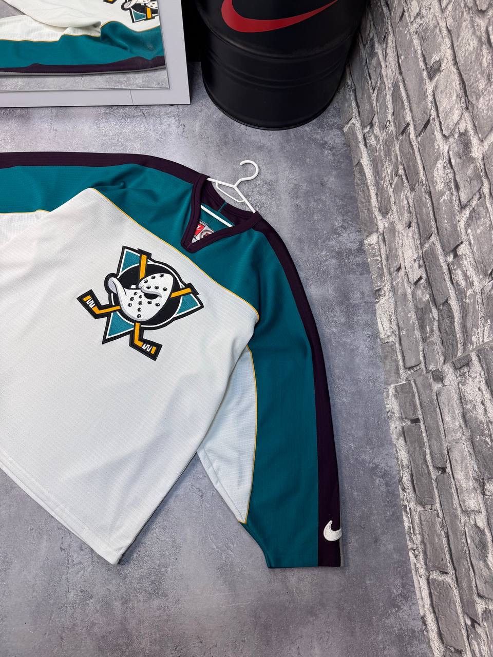 Nike Vintage Nike Anaheim Ducks Jersey Ice Hockey Size L Size US L / EU 52-54 / 3 - 3 Thumbnail