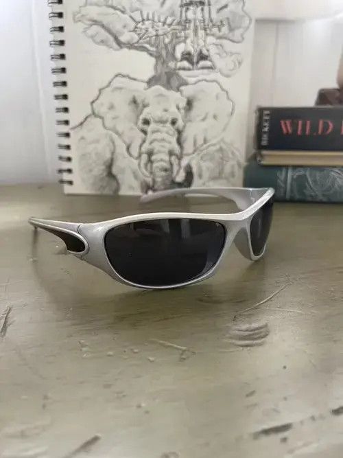 Vintage Retro punk y2k sunglasses Size ONE SIZE - 4 Thumbnail