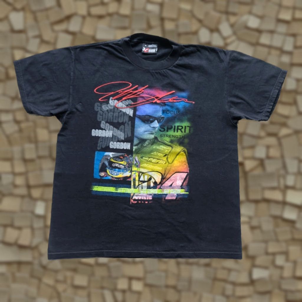 Chase Authentics VINTAGE NASCAR Jeff Gordon Chase Authentics Chevy Ford Racing T Shirt USA Men SZ M Black 90s Cars Retro USA Mens Tee Size US M / EU 48-50 / 2 - 1 Thumbnail