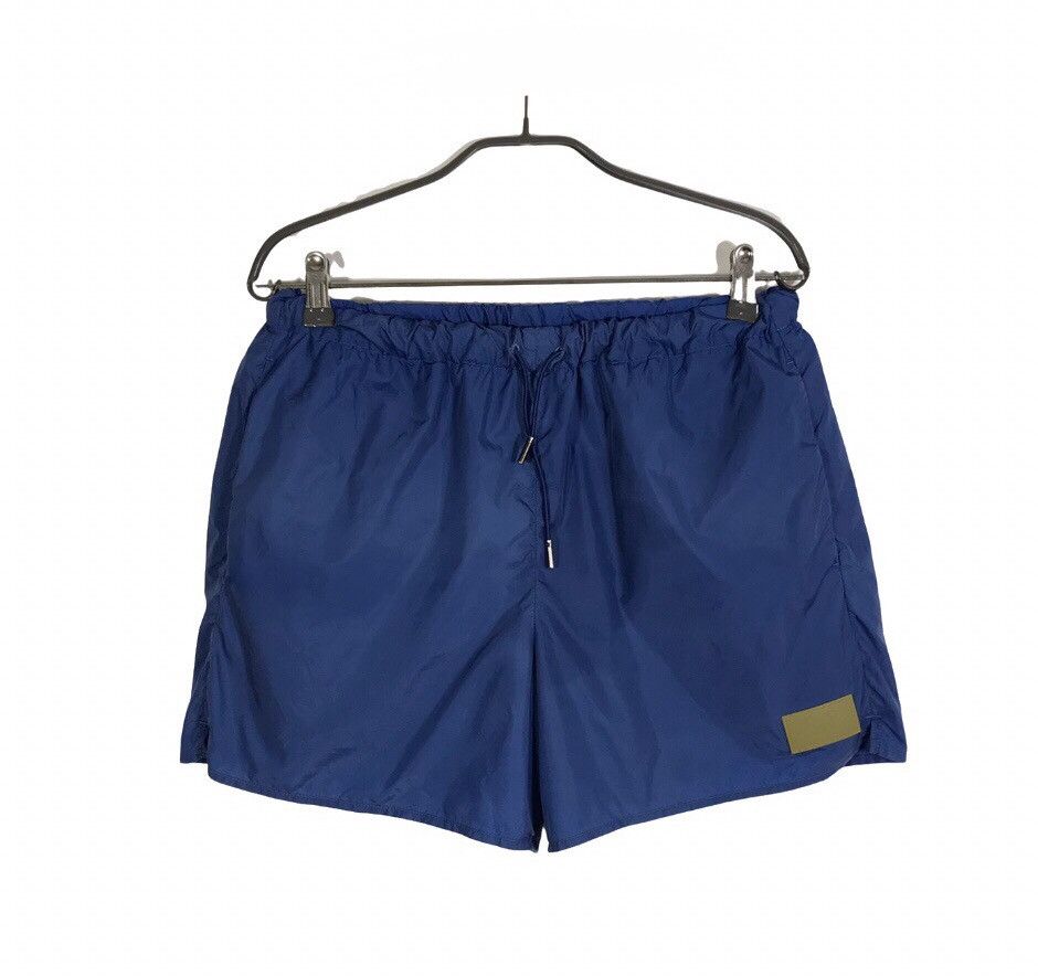 Acne Studios Acne Studios Nylon Face Logo Shorts Size US 30 / EU 46 - 1 Thumbnail