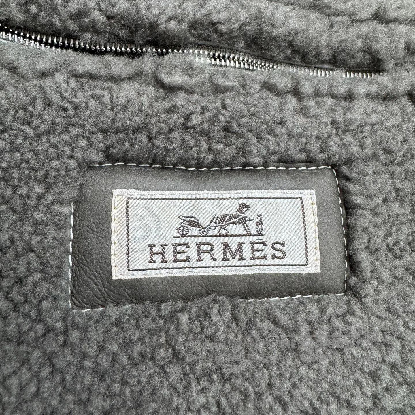 Hermes hermes shearling jacket size 50. Size US XL / EU 56 / 4 - 3 Thumbnail