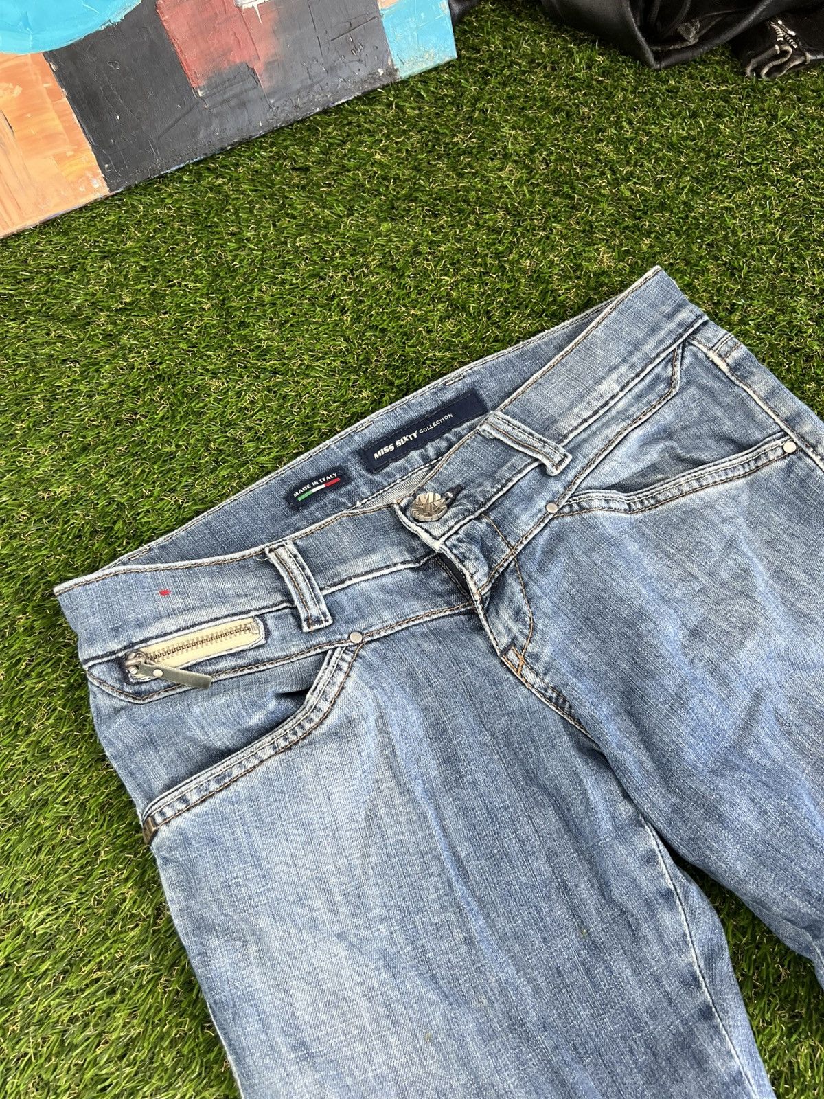 Japanese Brand Vintage Miss Sixty Jeans Flared Distressed 00s Low Rice Size 28" / US 6 / IT 42 - 2 Thumbnail