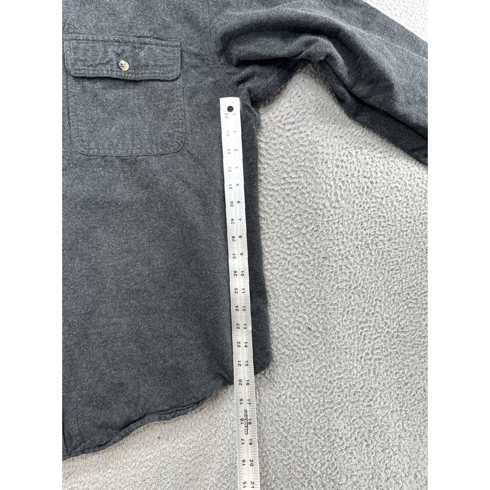 Vintage VINTAGE Gander Mountain Guide Series Chamois Button-Up Flannel Shirt Men's 2XL Gray Cotton Swing Outdoors? Size US XXL / EU 58 / 5 - 5 Thumbnail