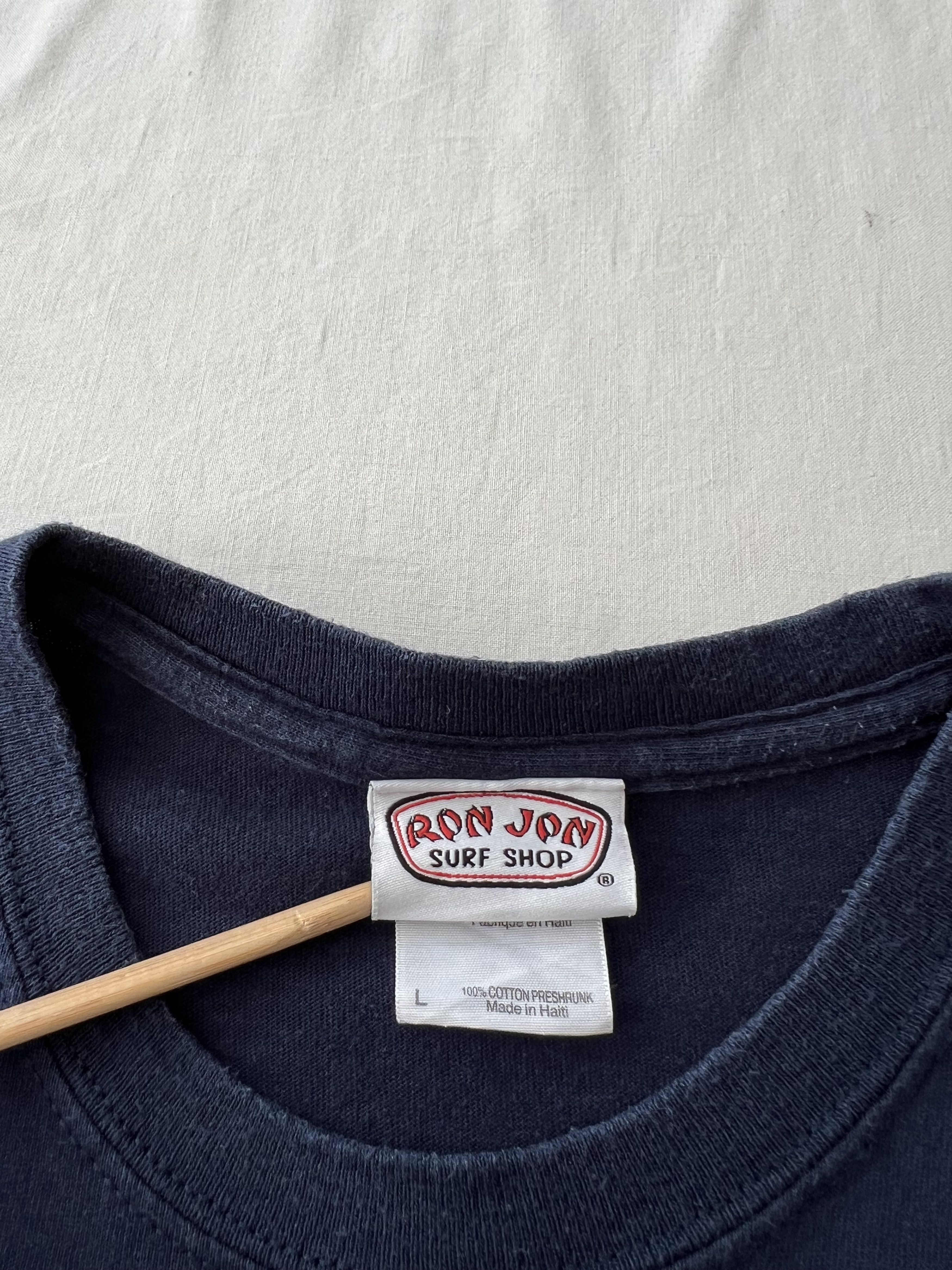 Ron Jon Surf Shop Vintage 2000s Ron Jon Surf Shop Orlando Florida T-shirt Size US L / EU 52-54 / 3 - 8 Thumbnail
