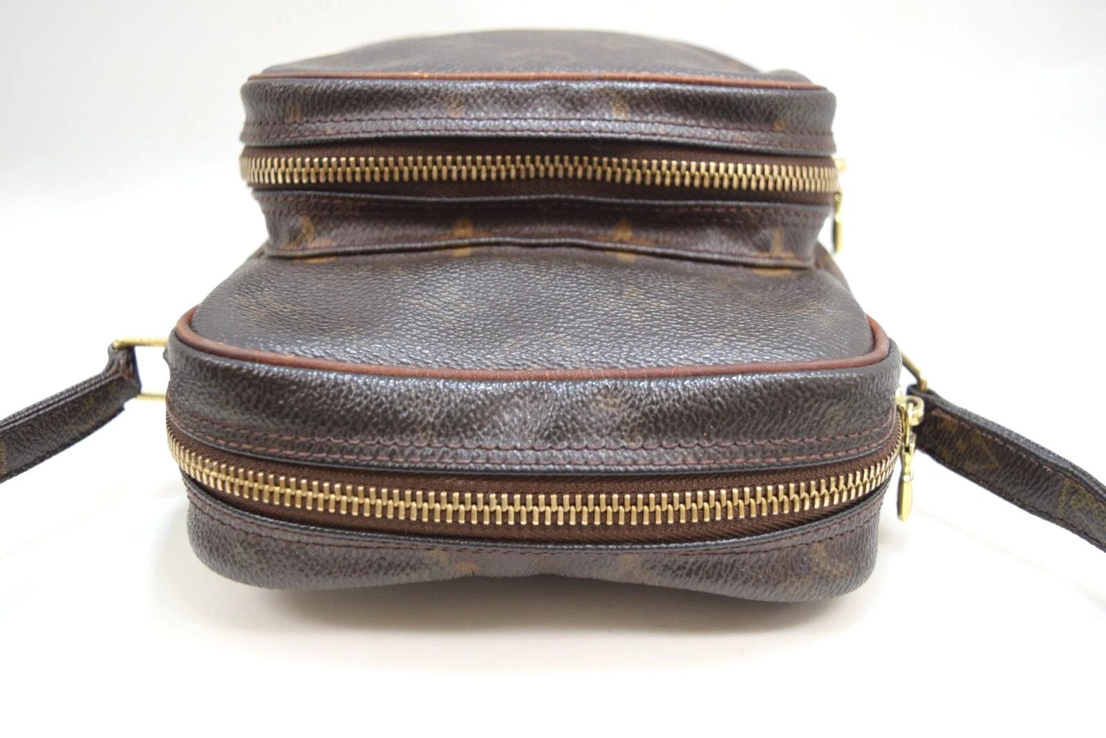 Louis Vuitton Auth Louis Vuitton Amazone Crossbody Bag Monogram M45236 Size ONE SIZE - 4 Thumbnail